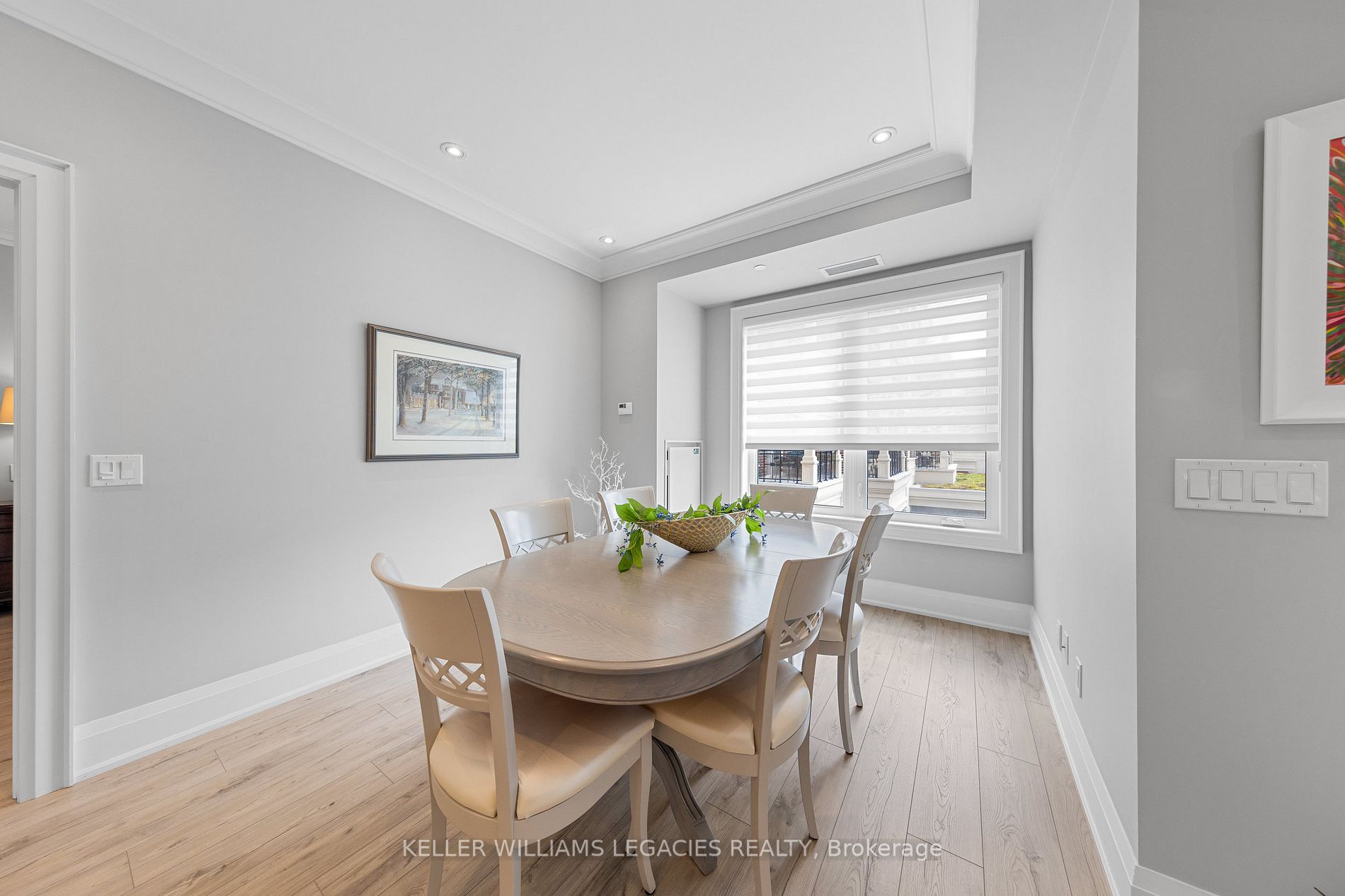 7 Bond Crescent, #222