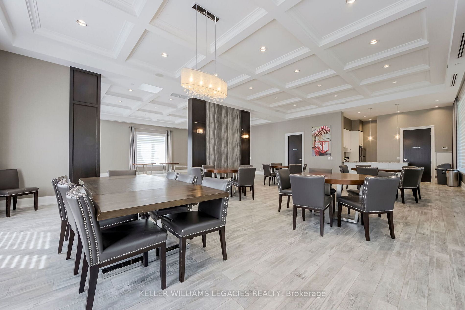7 Bond Crescent, #222