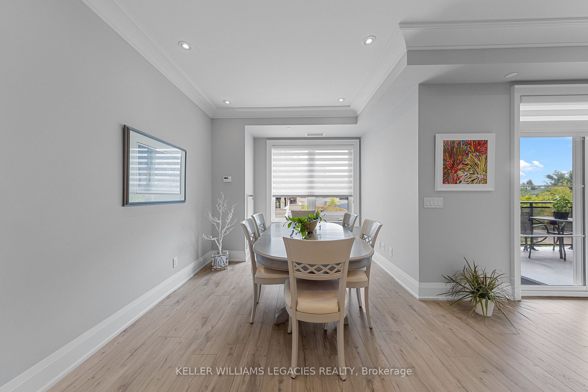 7 Bond Crescent, #222