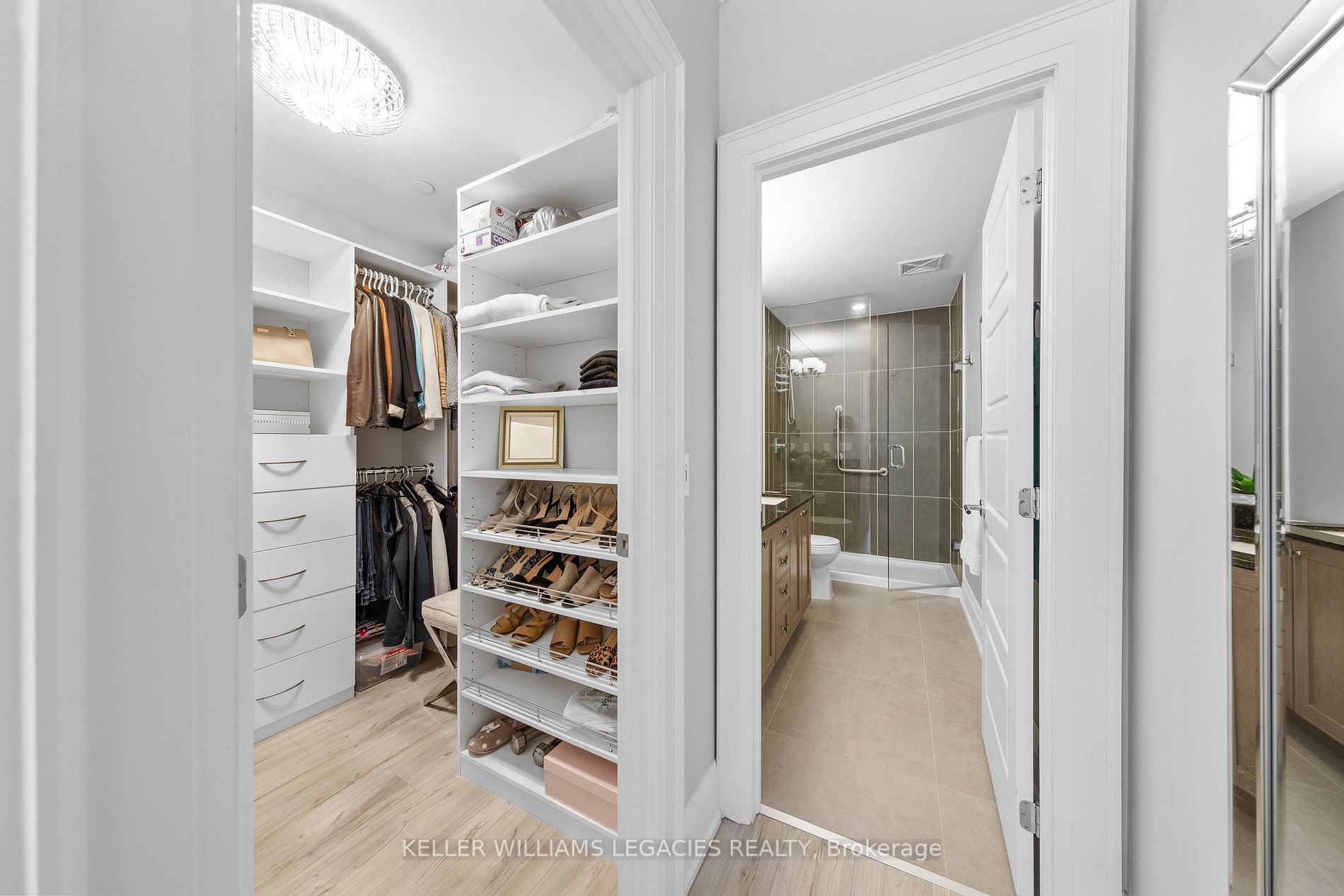 7 Bond Crescent, #222