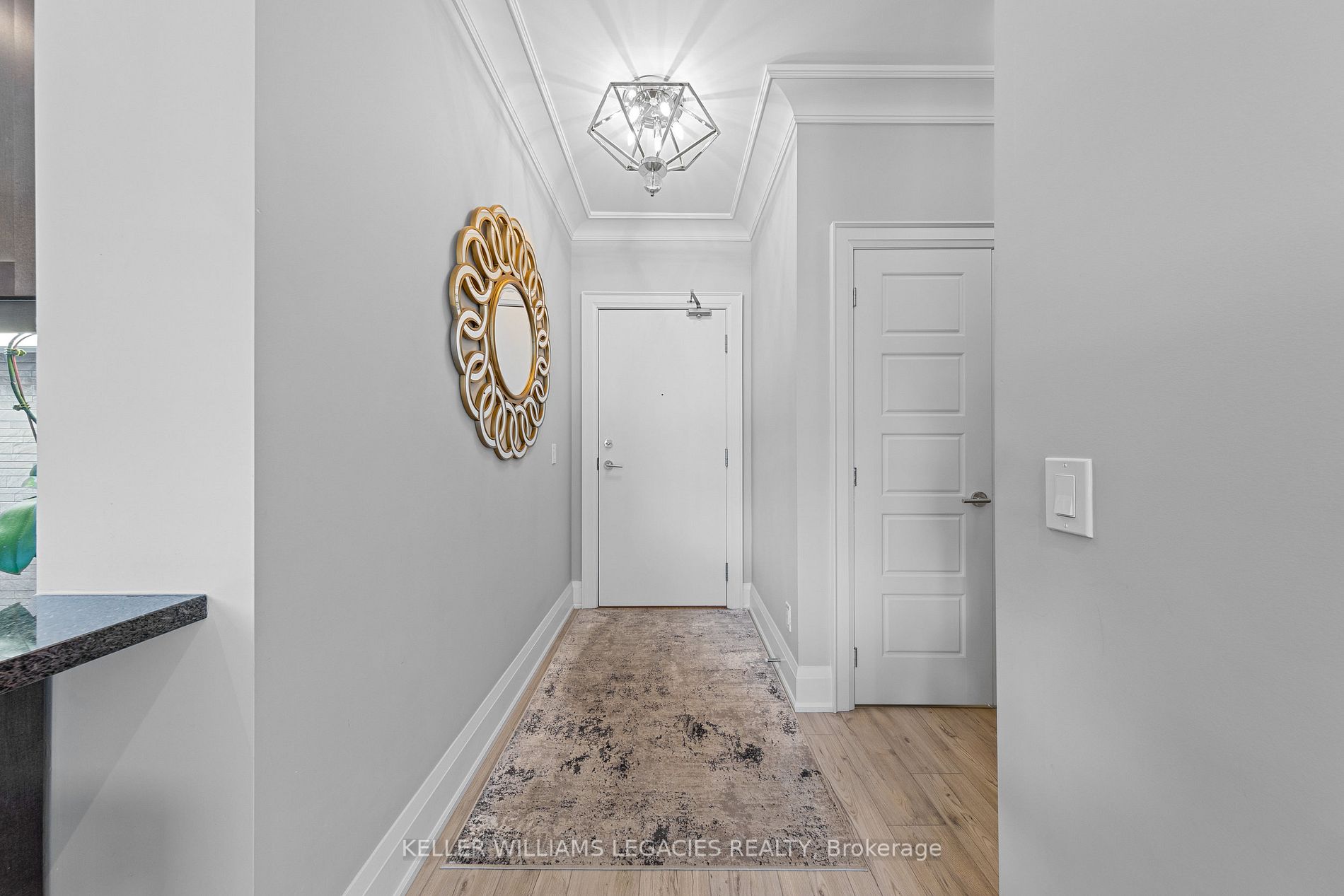 7 Bond Crescent, #222