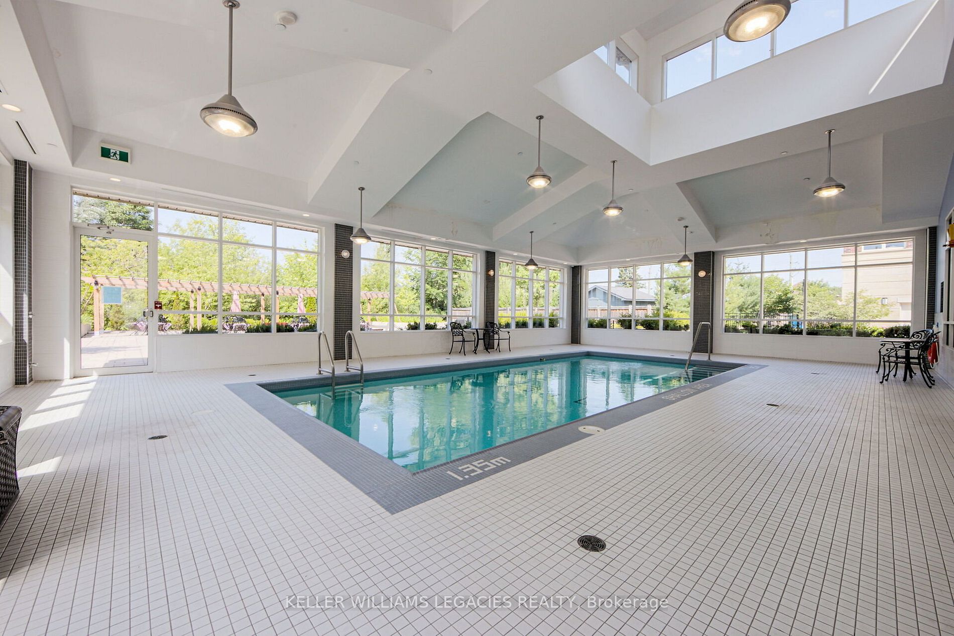 7 Bond Crescent, #222