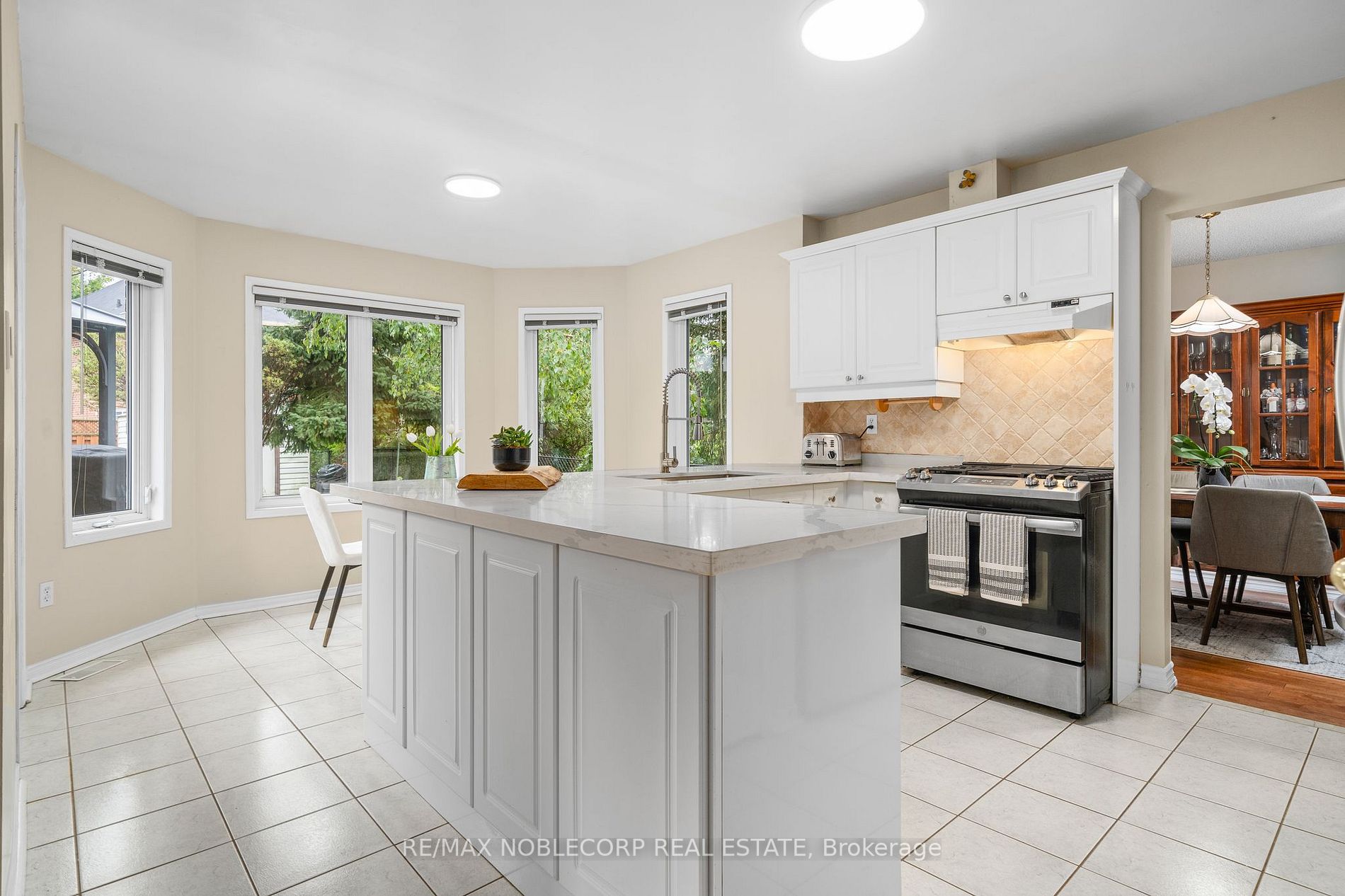 87 Northgate Drive