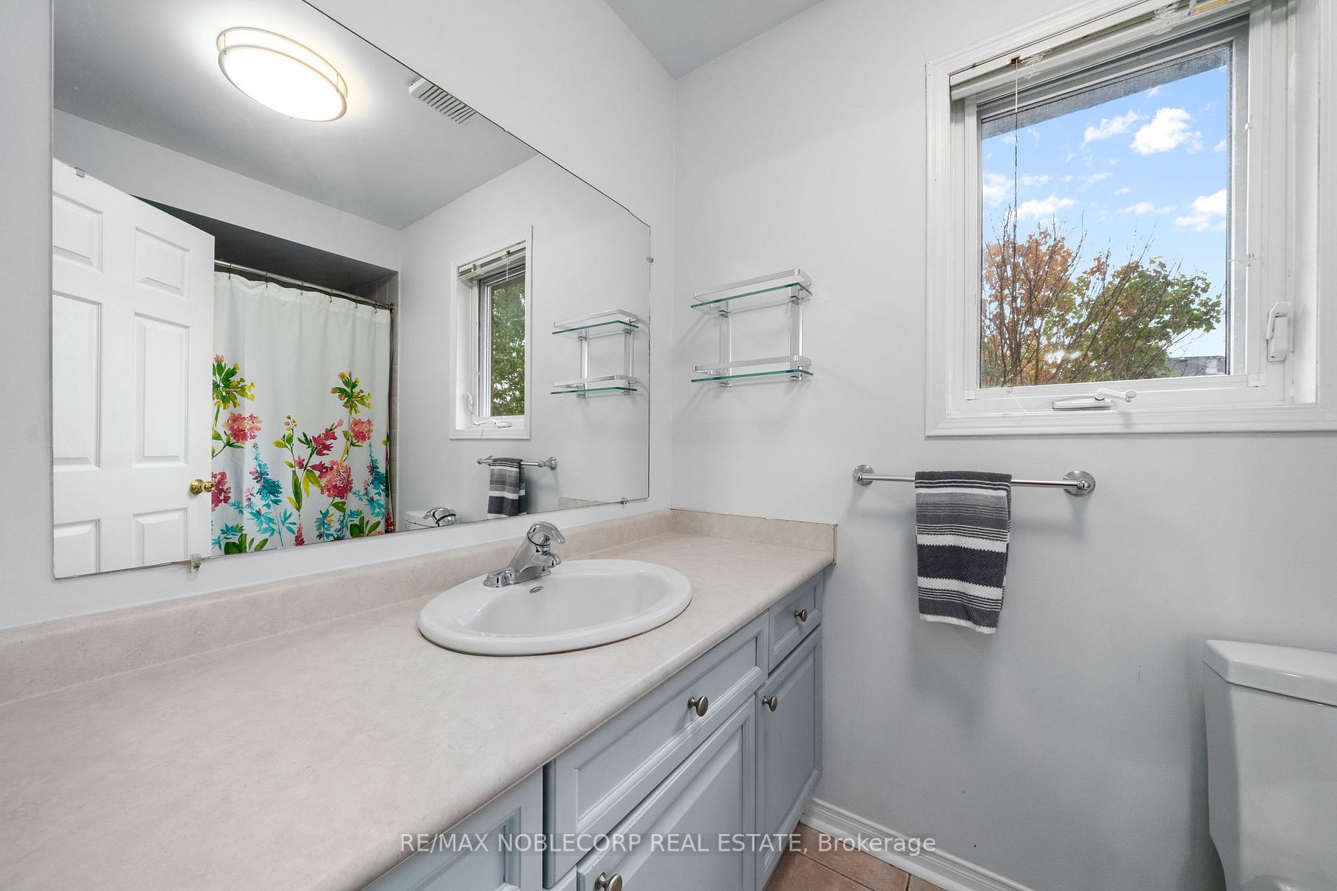 87 Northgate Drive