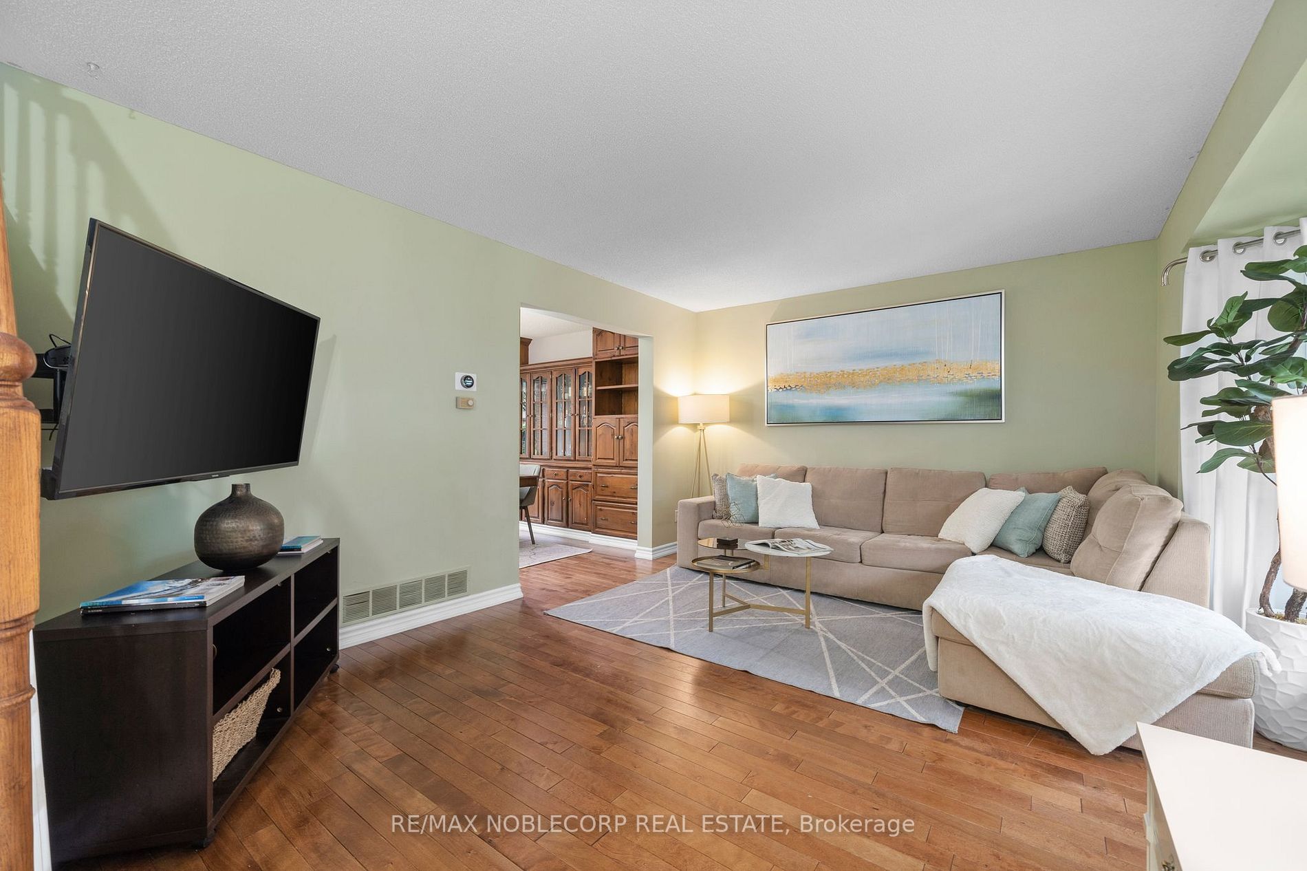 87 Northgate Drive