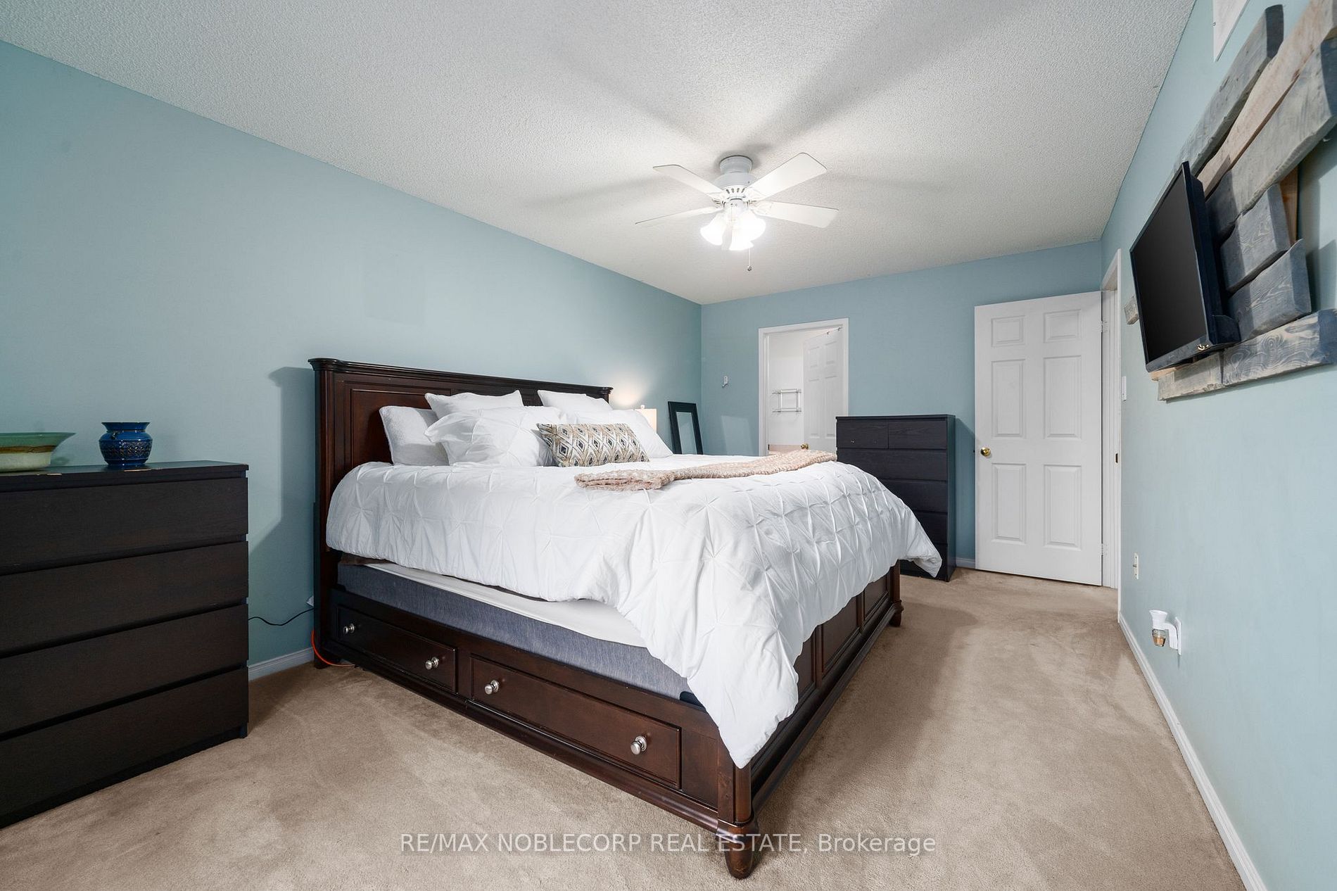 87 Northgate Drive