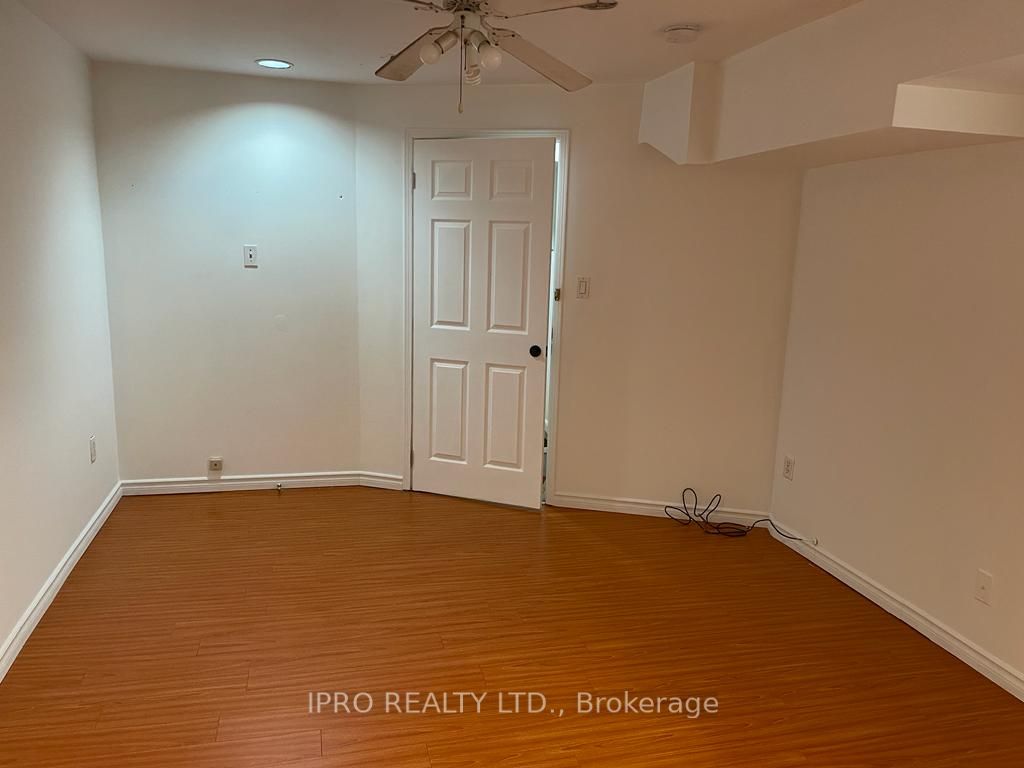 194 Bernard Ave