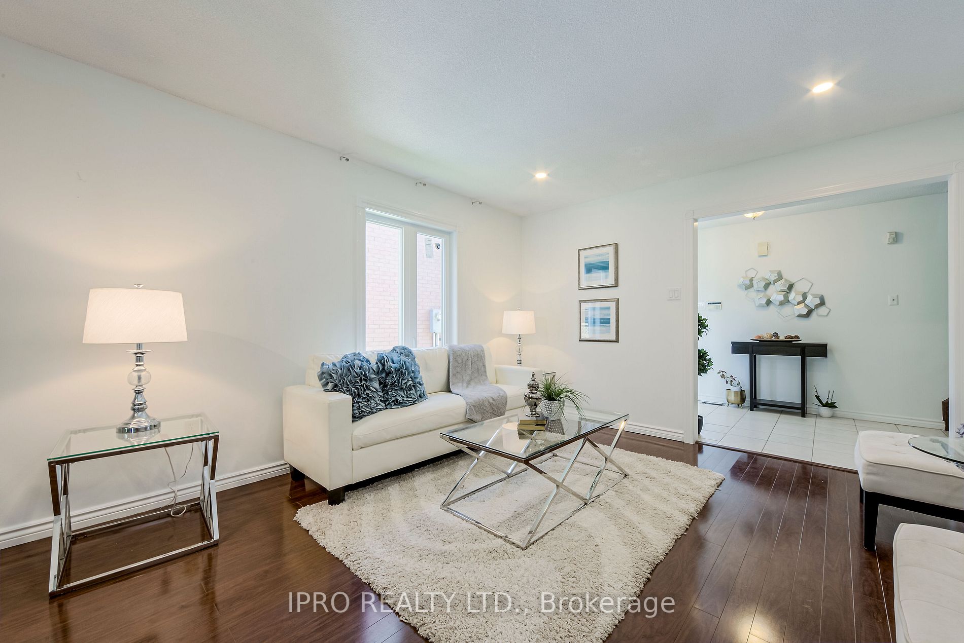 194 Bernard Ave