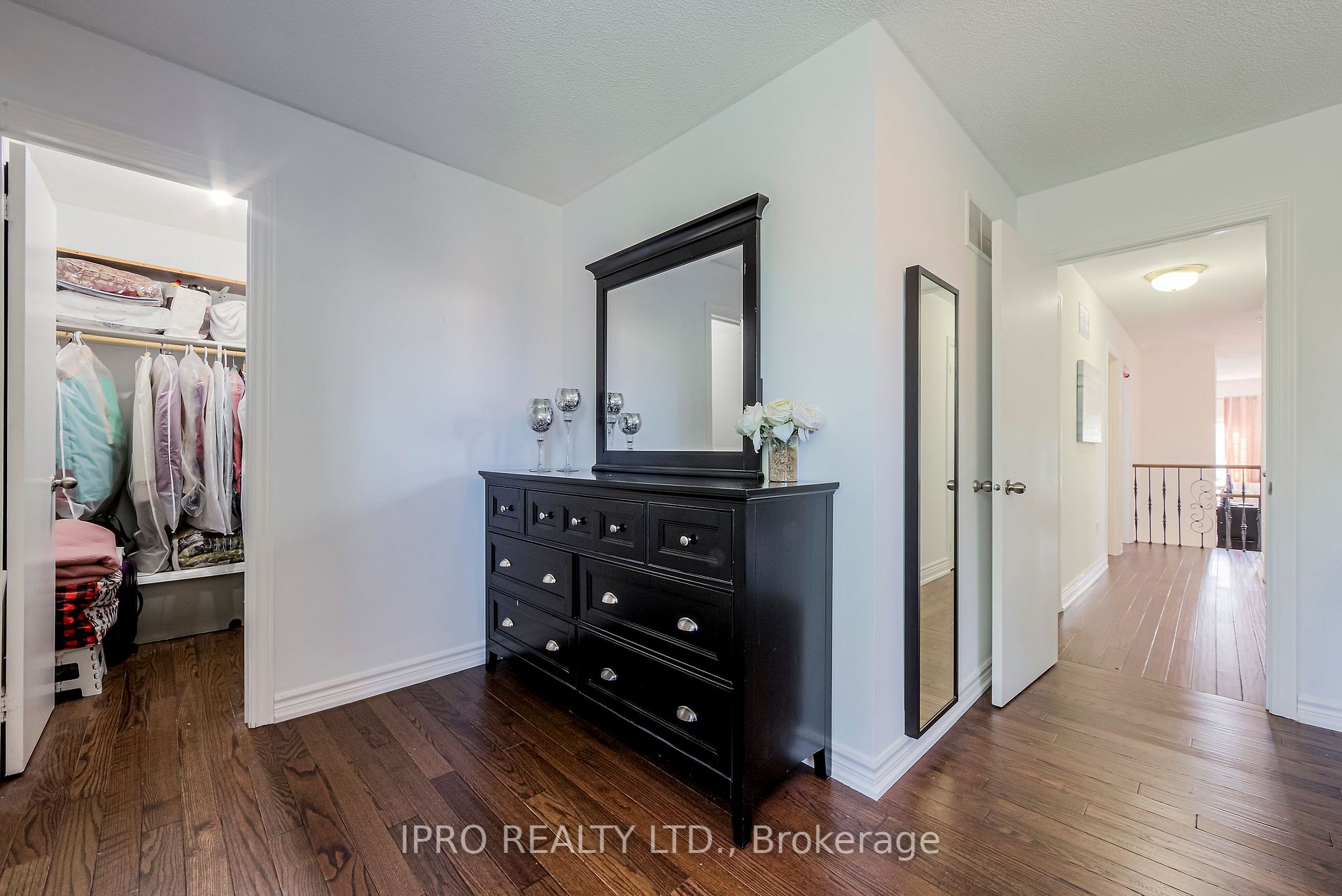 194 Bernard Ave