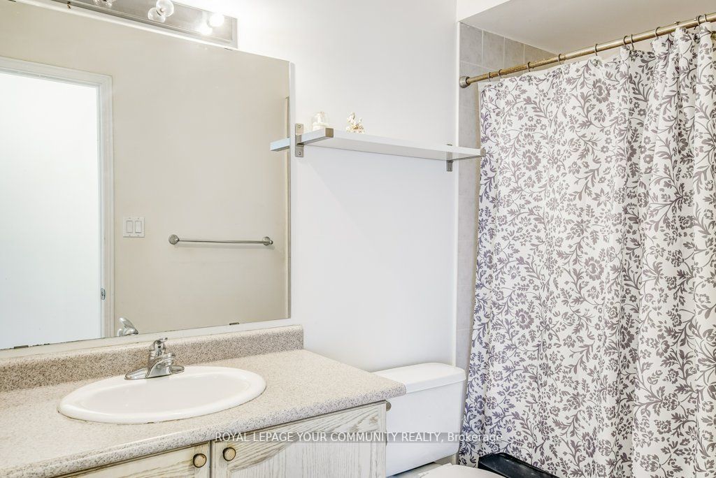 10 Old Colony Road, #22