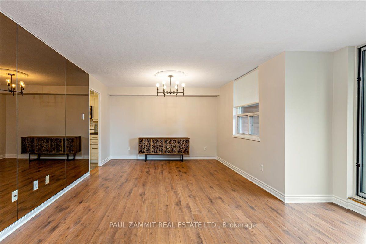 1 Royal Orchard Boulevard, ##510