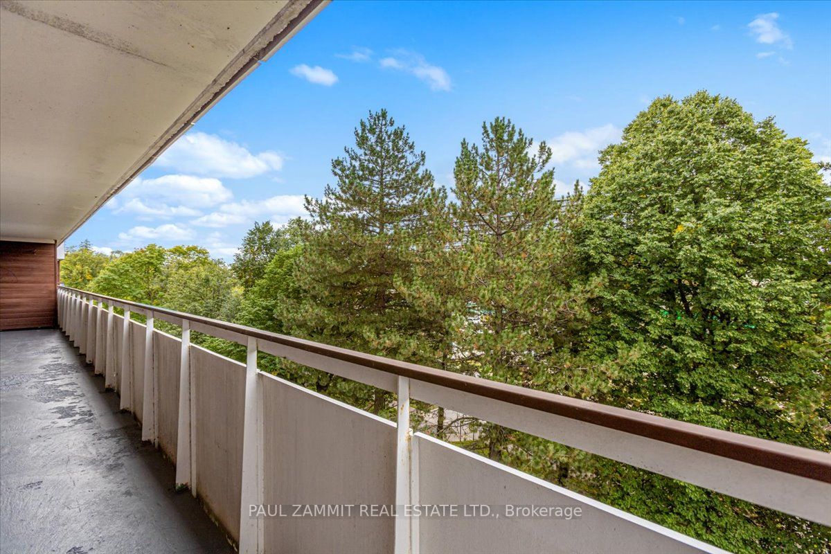 1 Royal Orchard Boulevard, ##510