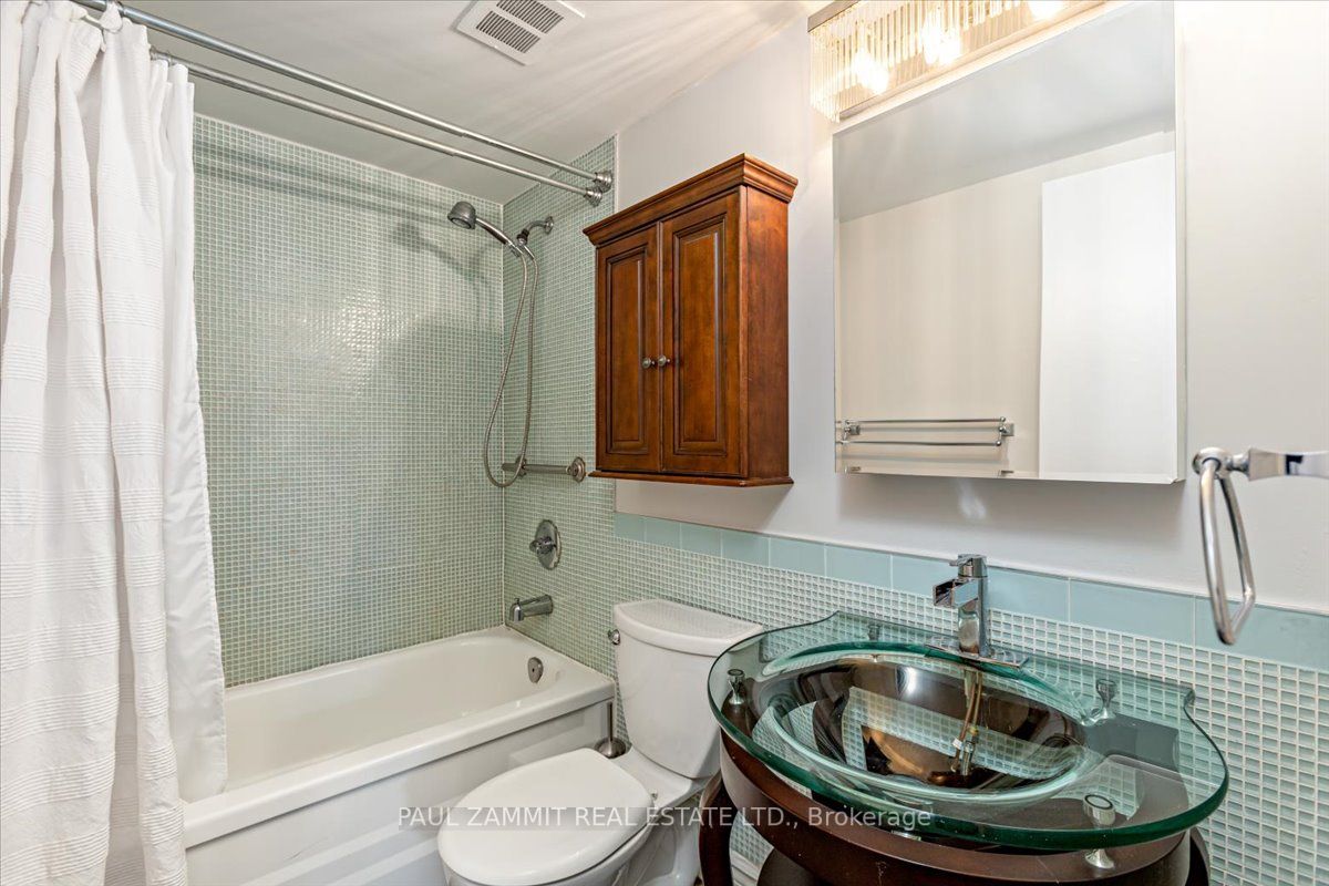 1 Royal Orchard Boulevard, ##510