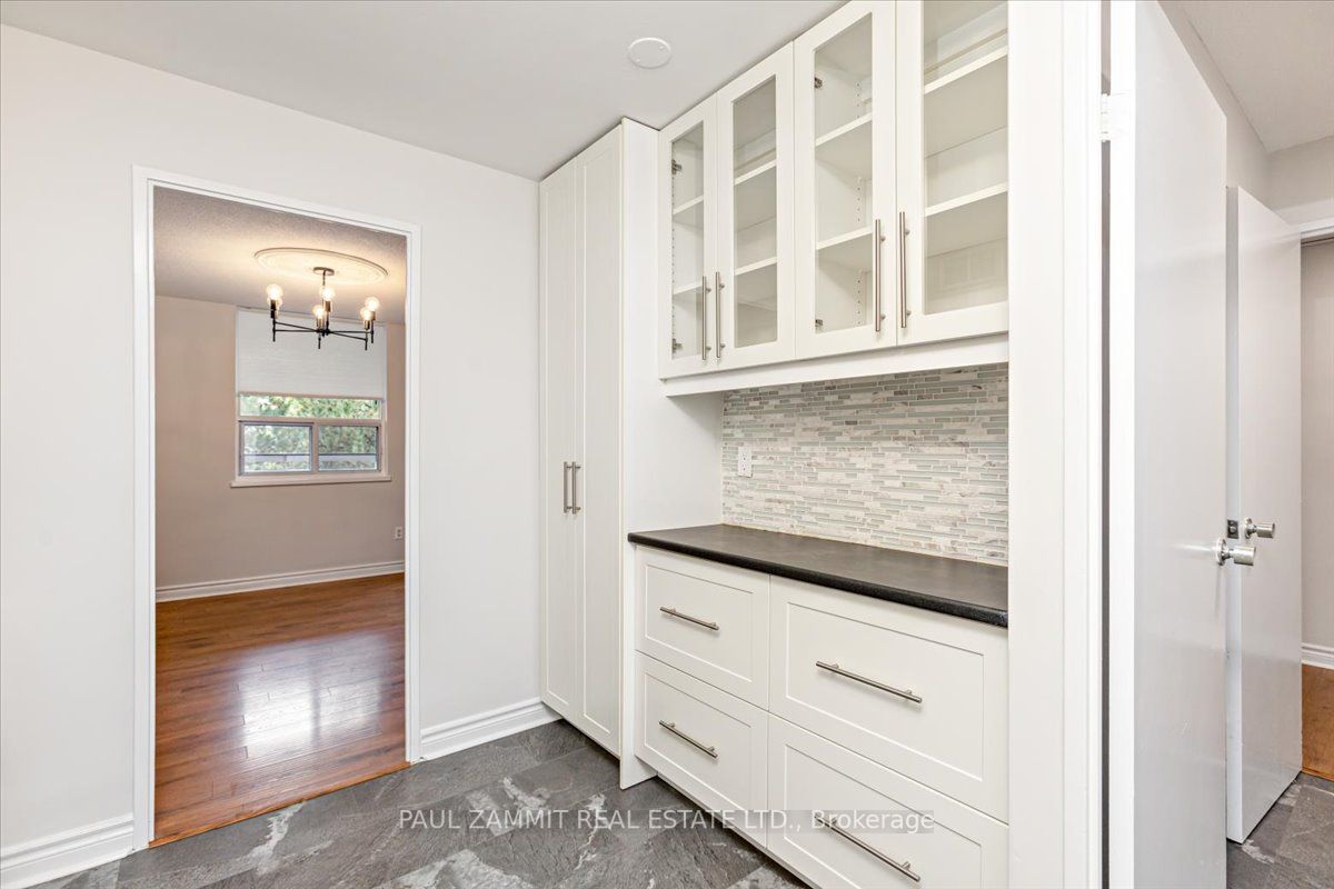 1 Royal Orchard Boulevard, ##510