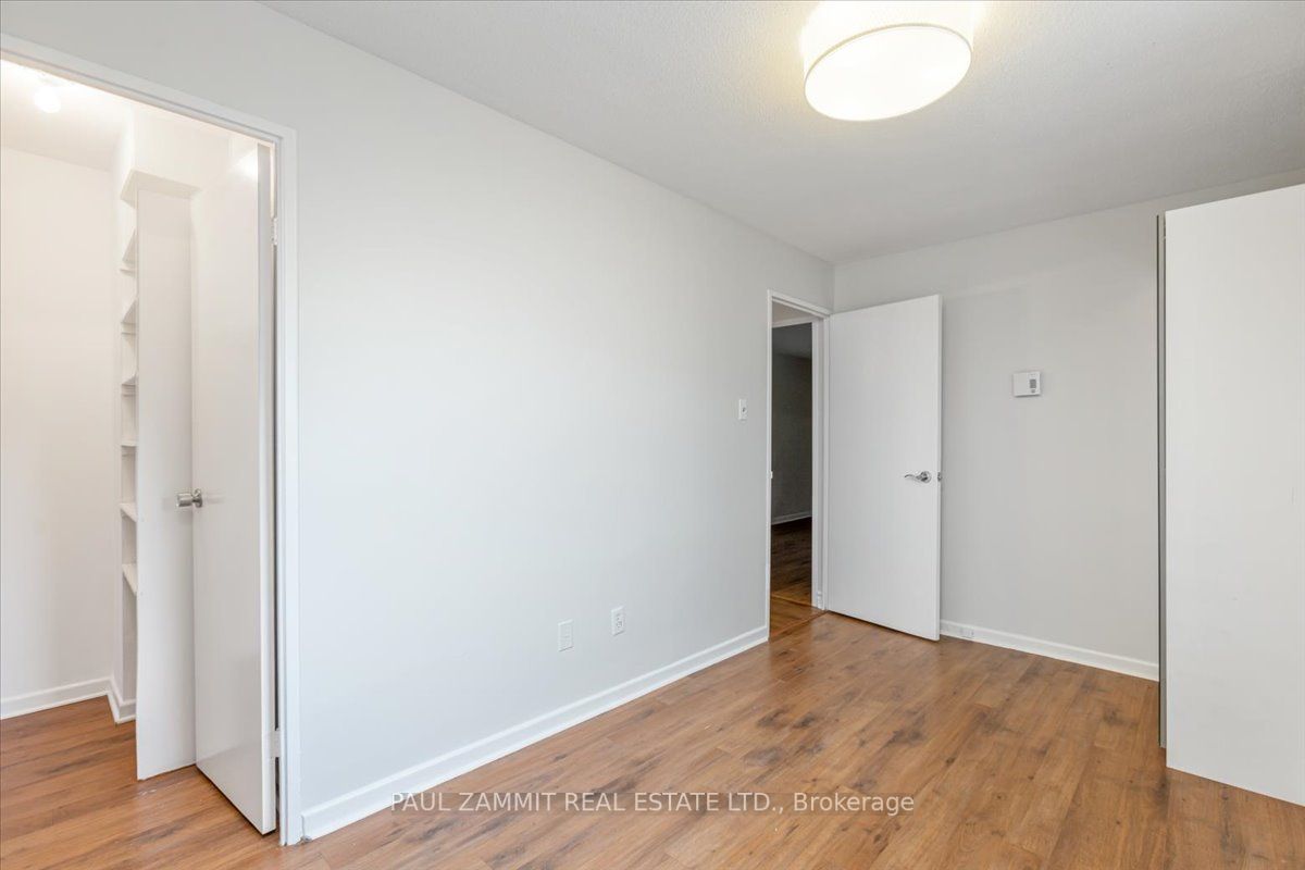 1 Royal Orchard Boulevard, ##510