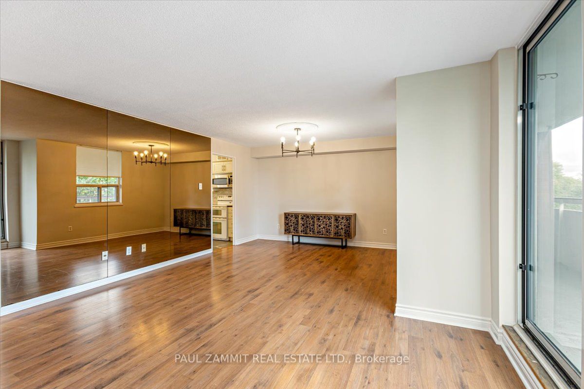 1 Royal Orchard Boulevard, ##510