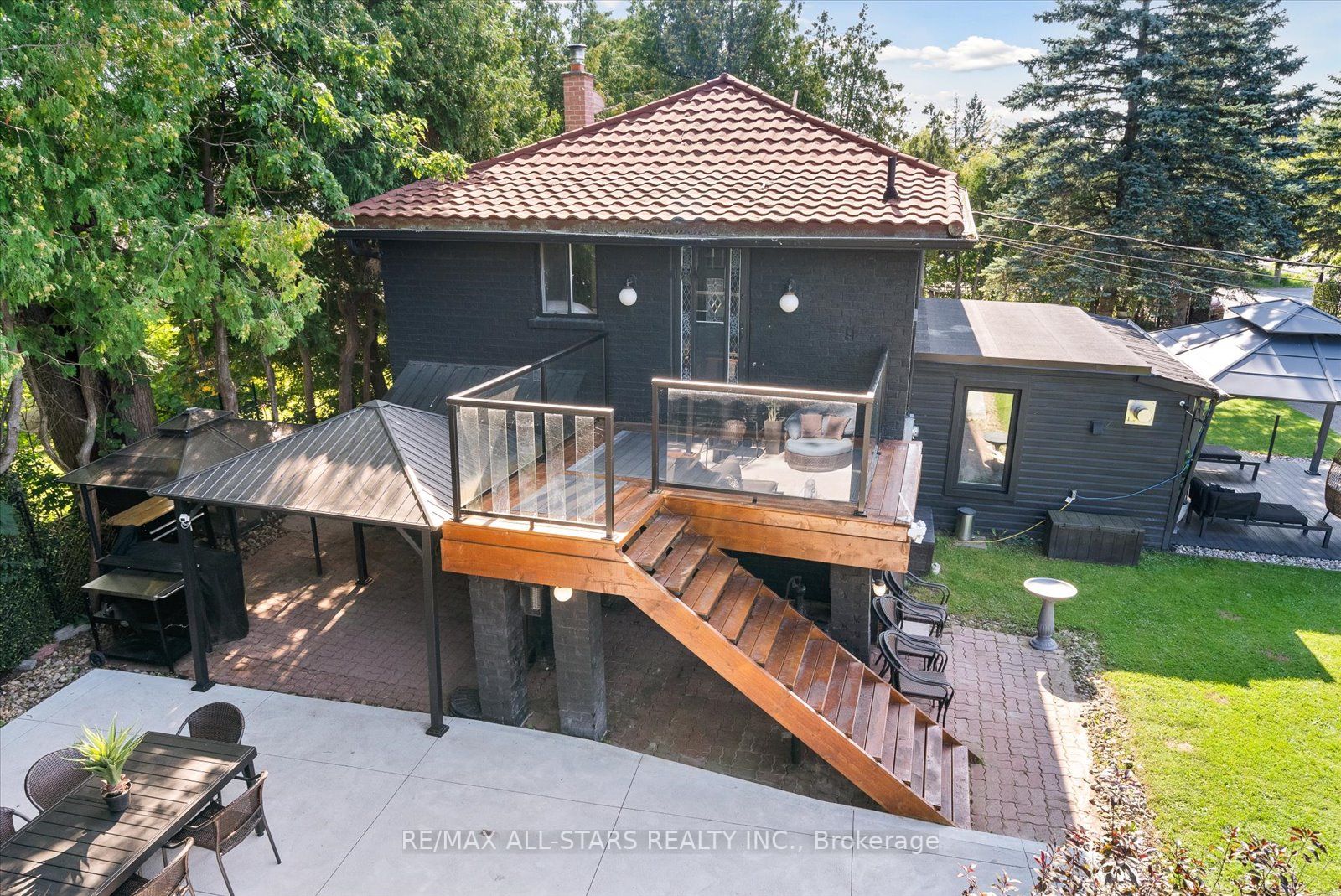 799 Churchill Lane