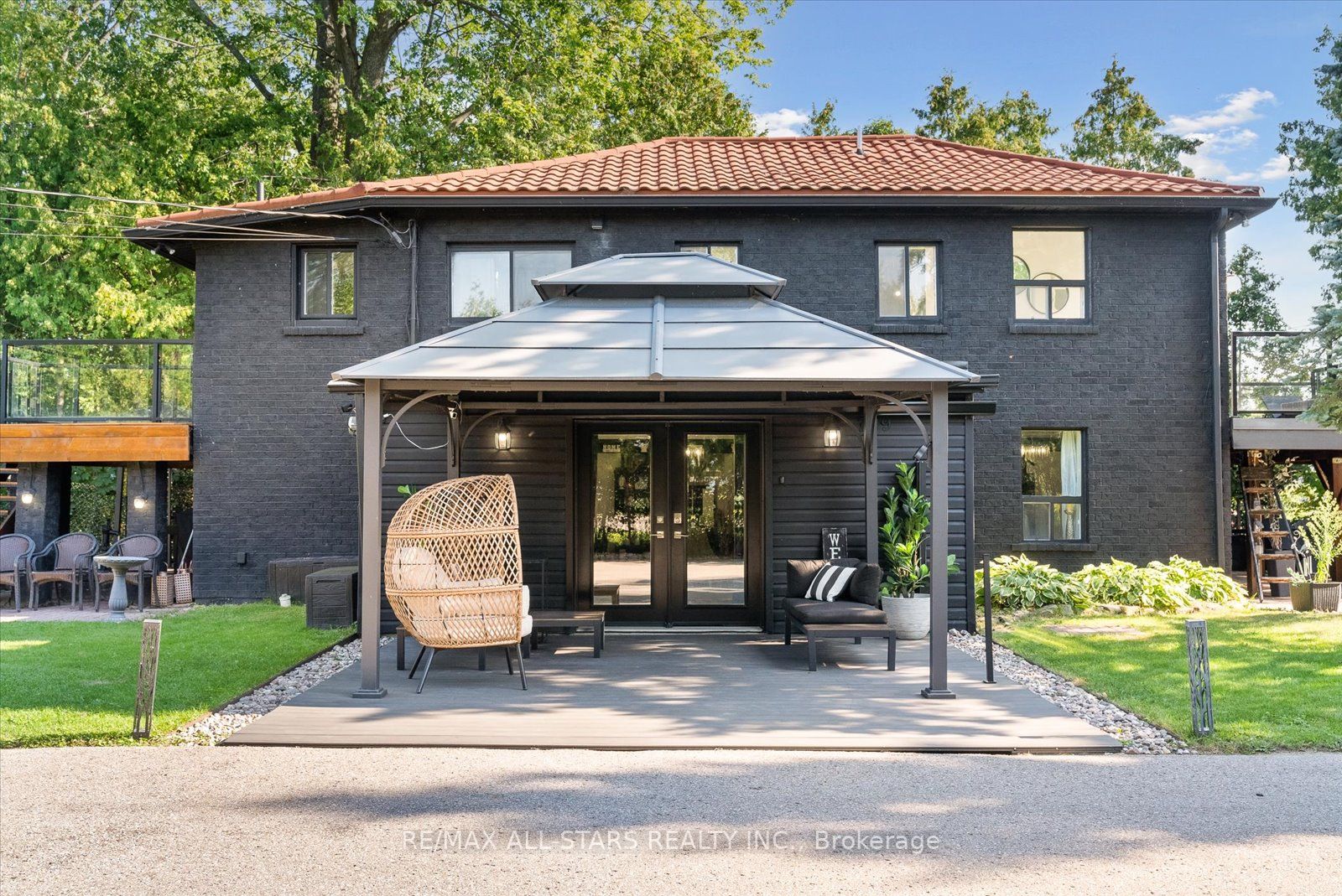799 Churchill Lane