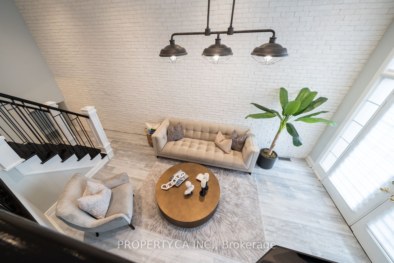 161 Mintwood Rd