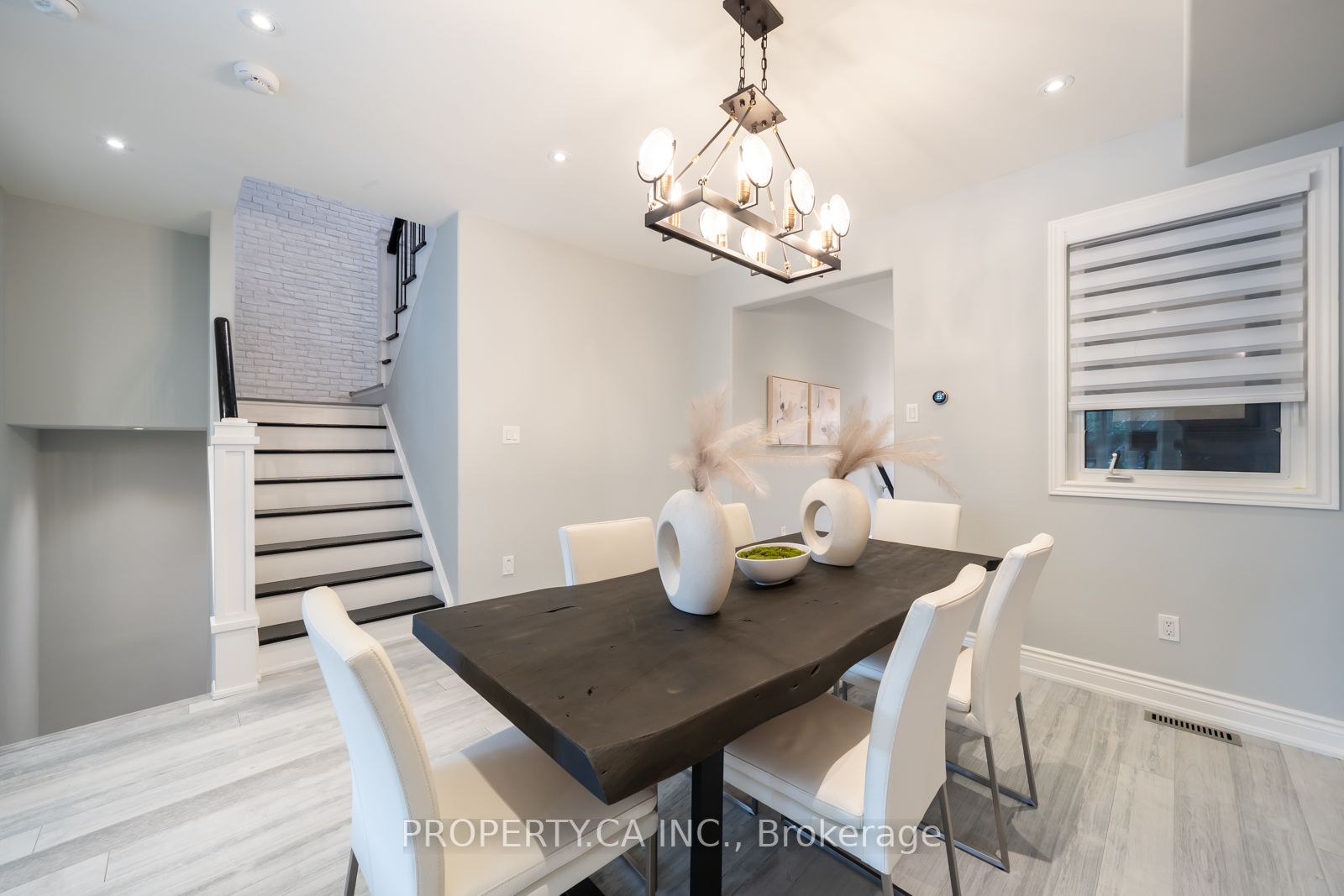 161 Mintwood Rd