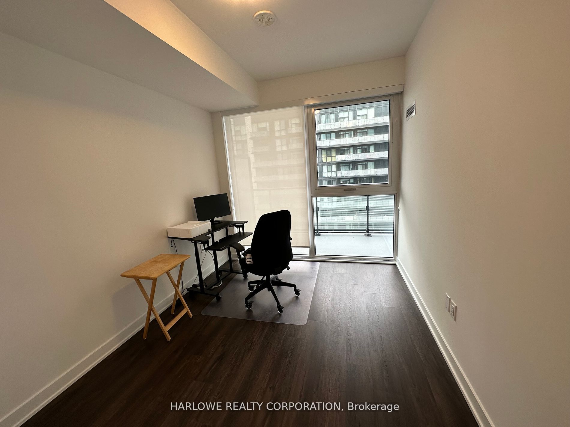 95 Oneida Cres, #1705