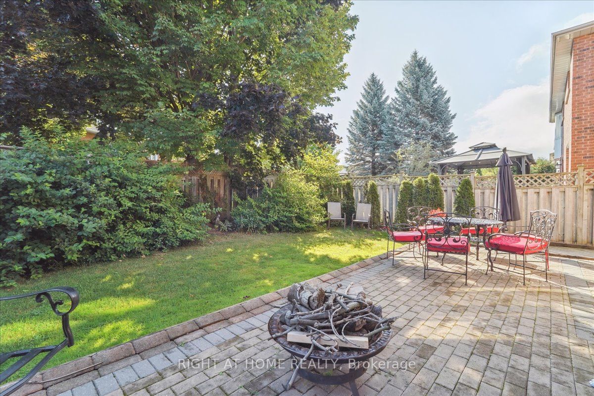789 Shanahan Blvd
