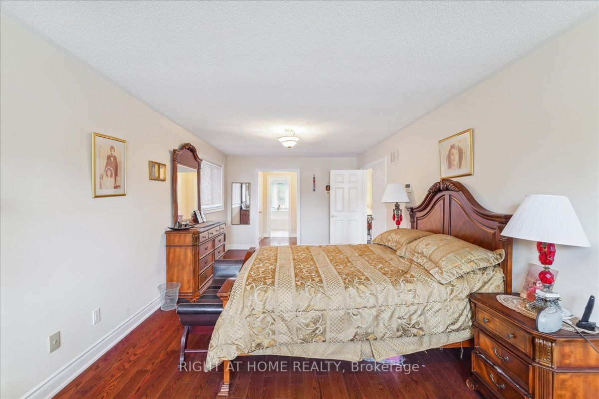 789 Shanahan Blvd