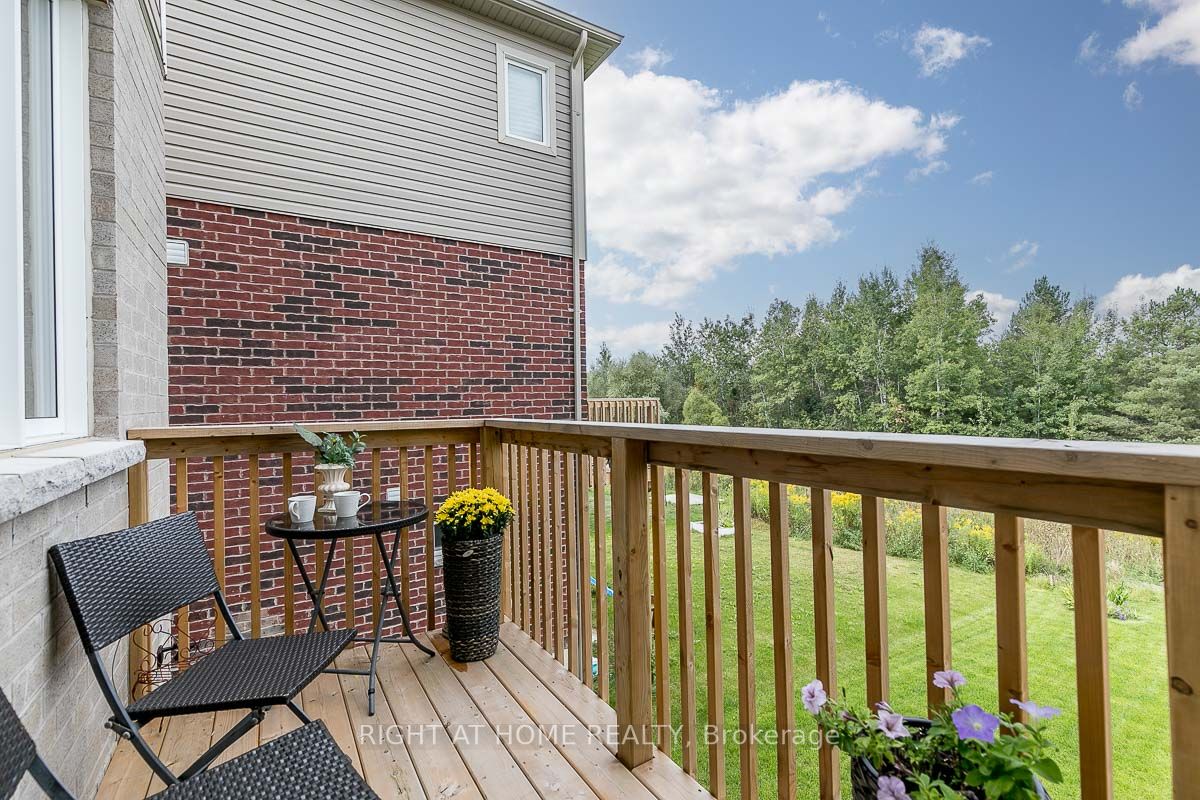 36 Wood Cres