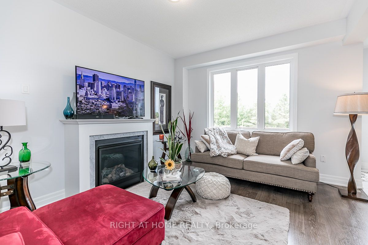 36 Wood Cres