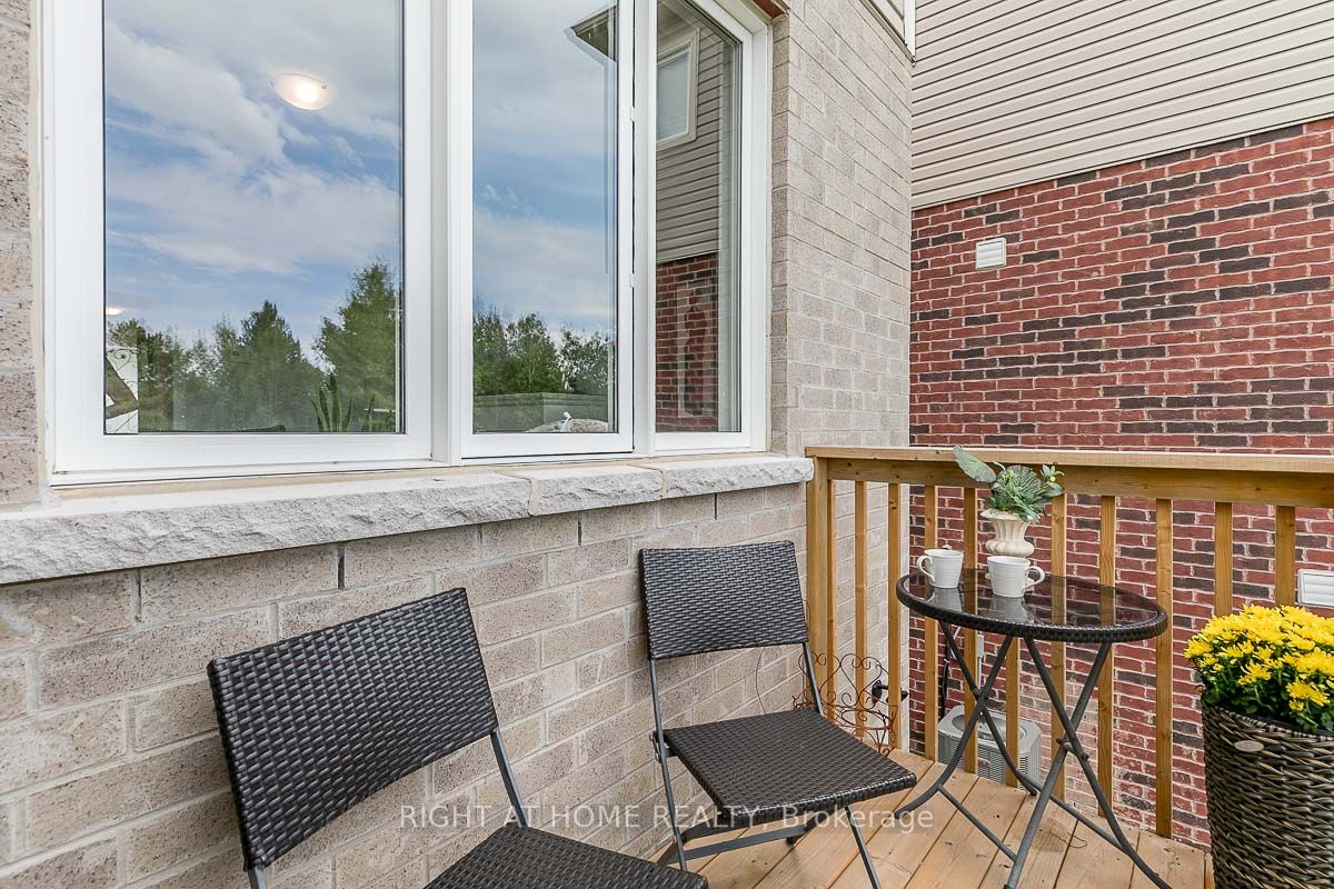 36 Wood Cres
