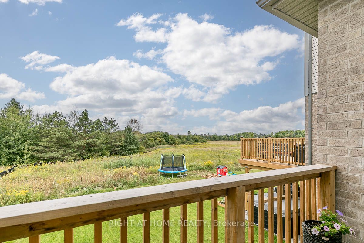 36 Wood Cres