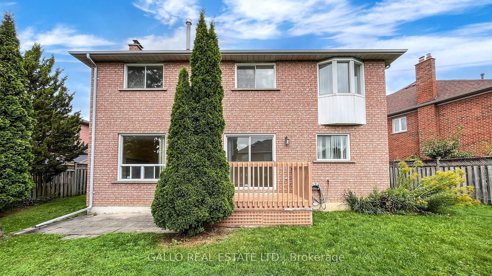 804 Hollander Rd