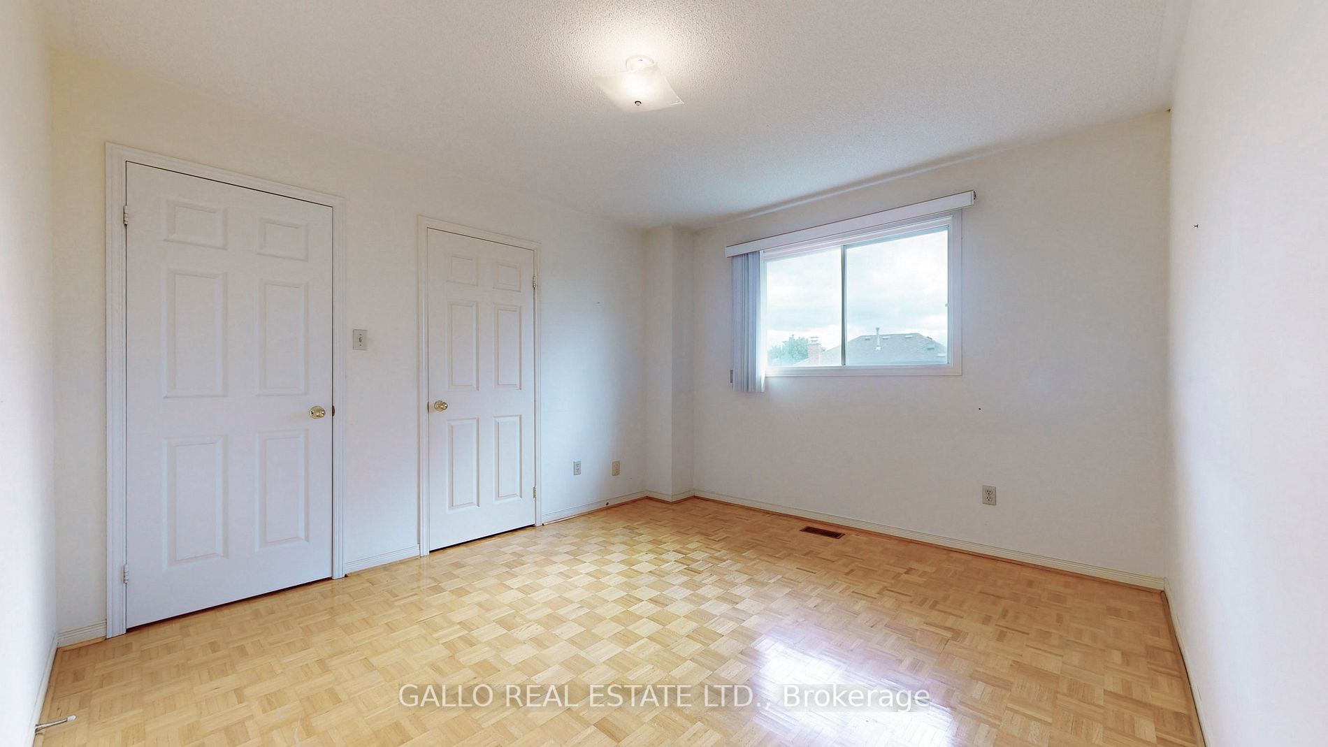 804 Hollander Rd