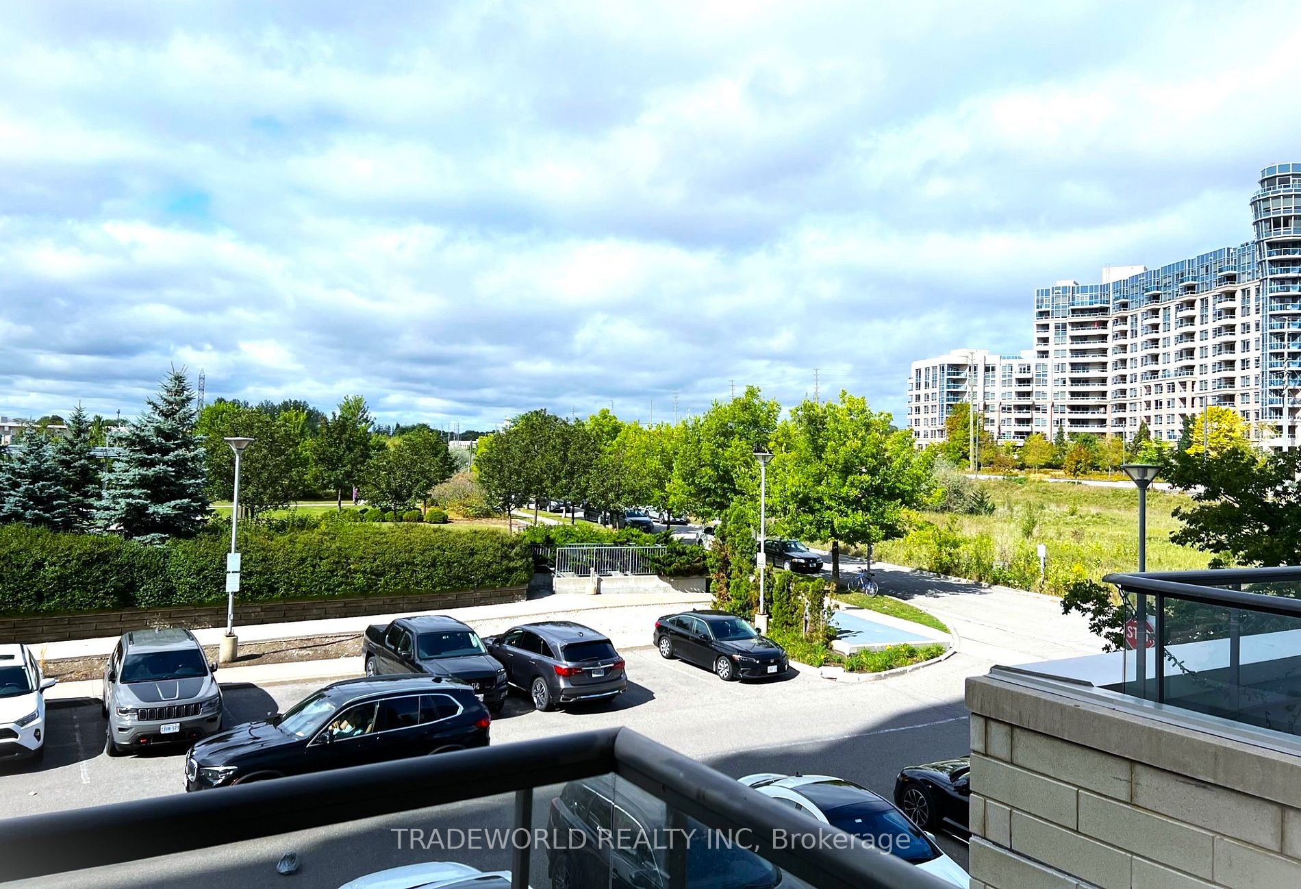 60 South Town Centre Blvd, #205