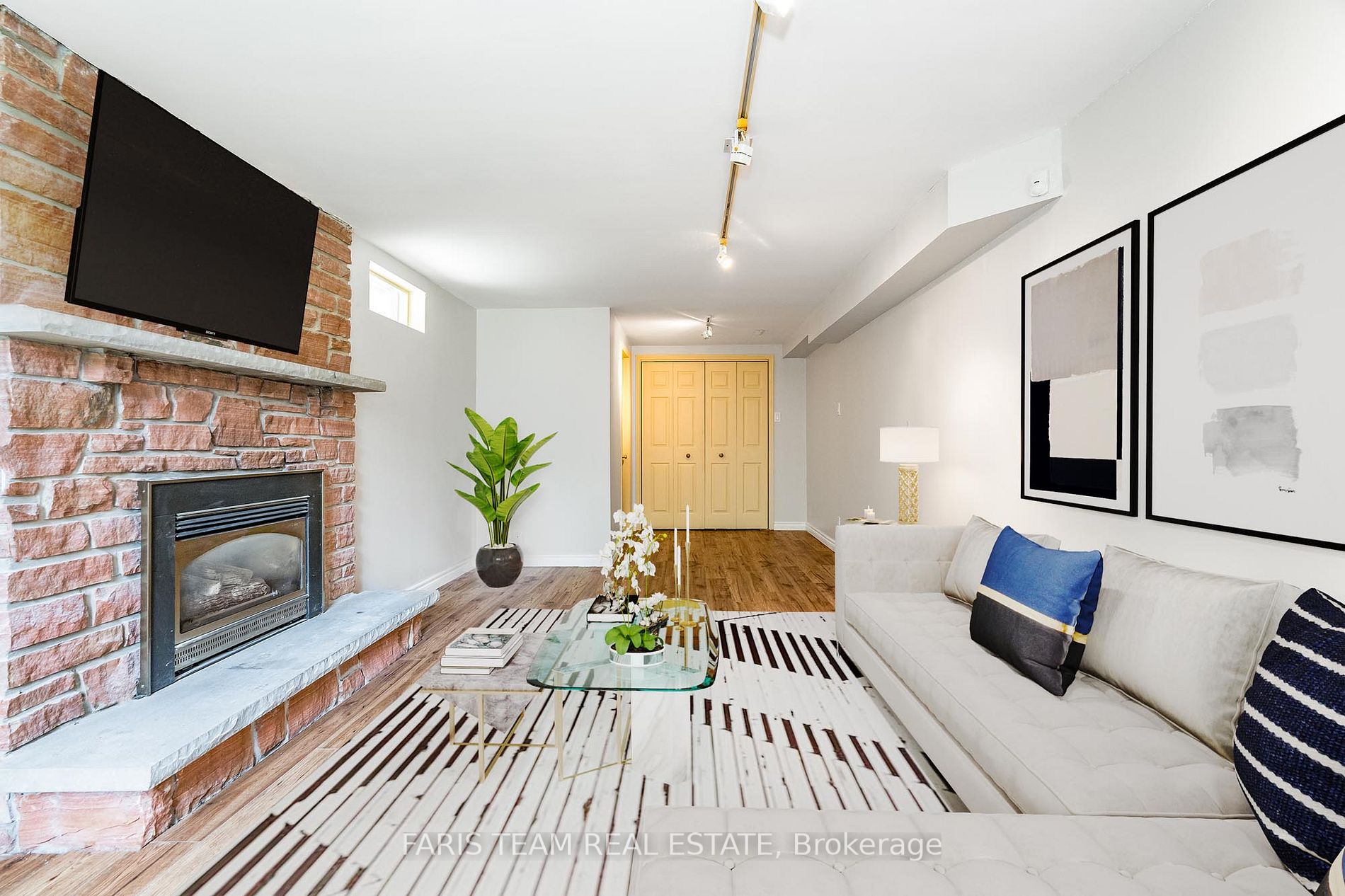 172 Timpson Dr