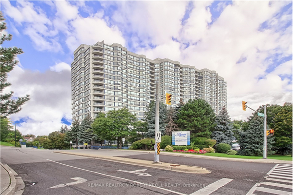 7300 Yonge St, Vaughan