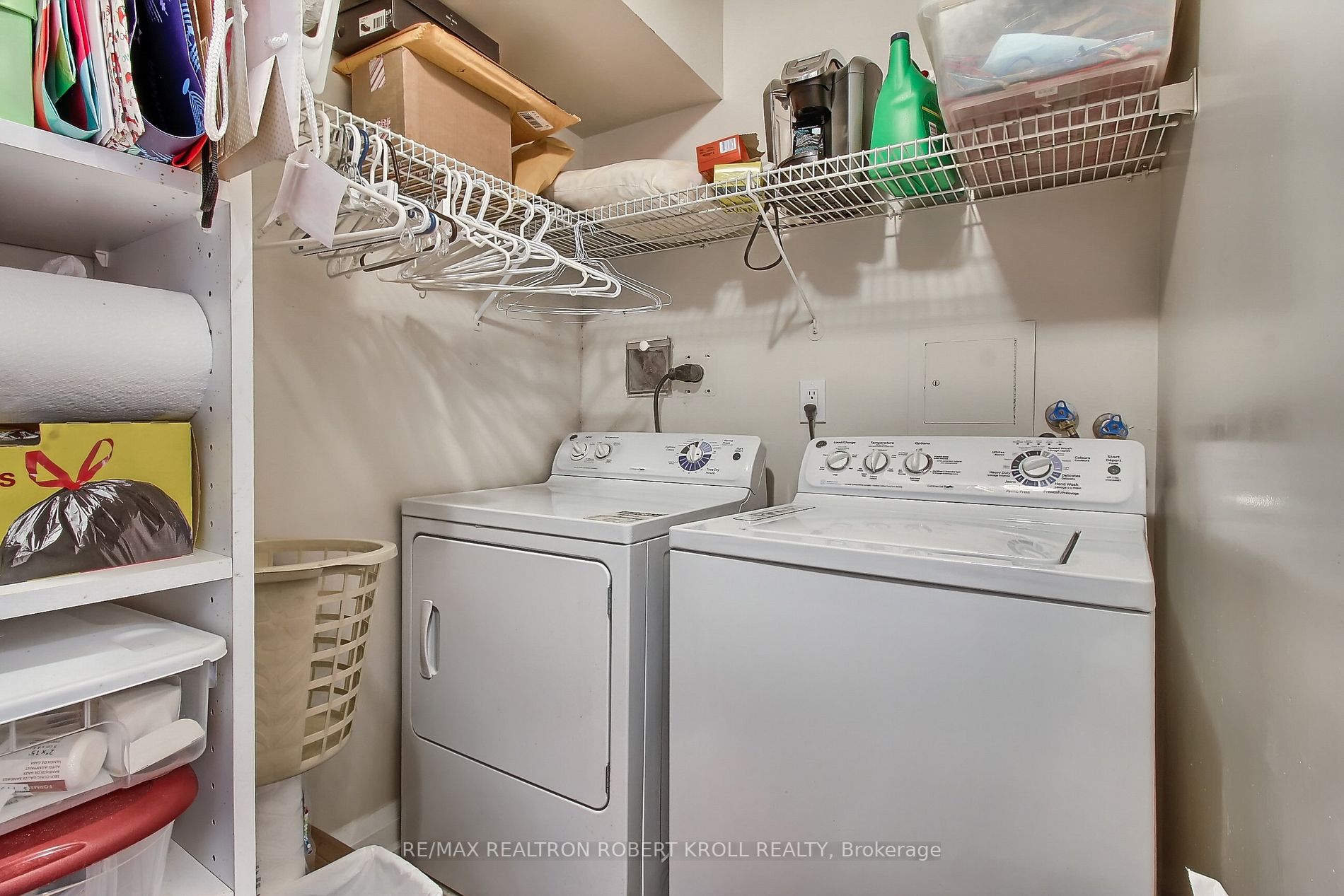 7300 Yonge St, #701