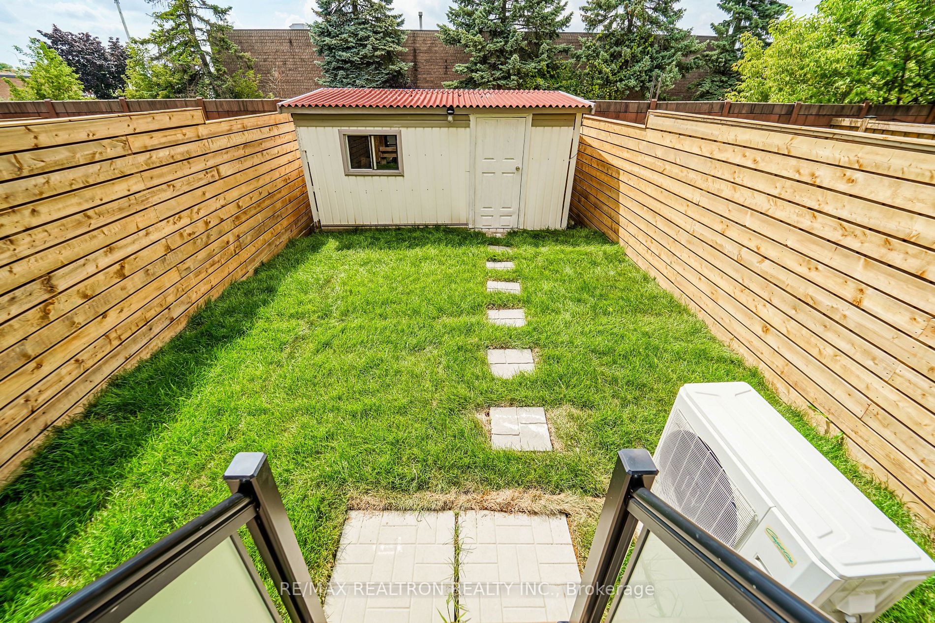 34 Harold Lawrie Lane