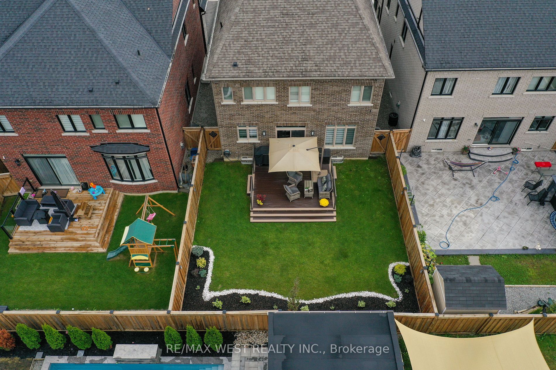 84 Zenith Ave