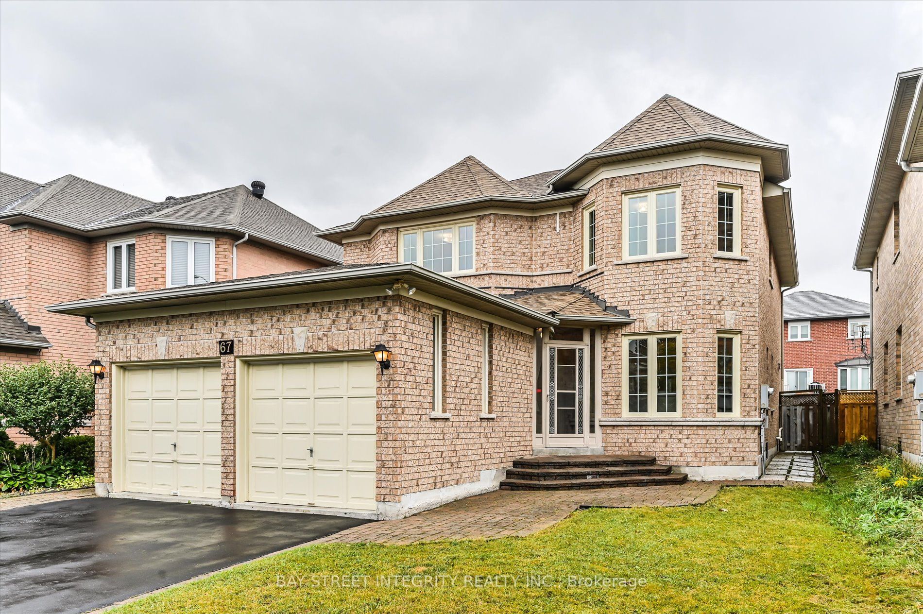 67 Grandlea Crescent