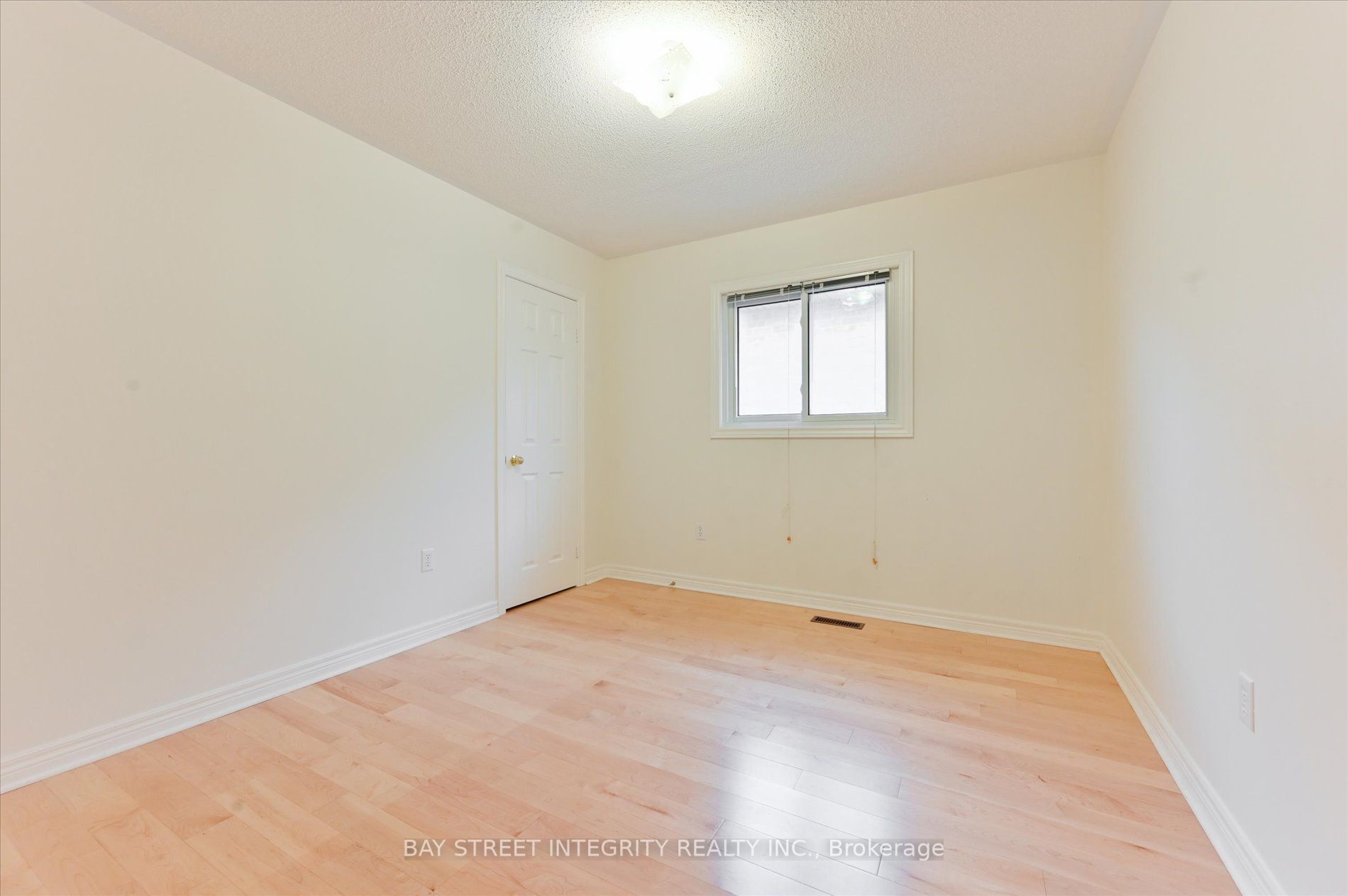 67 Grandlea Crescent