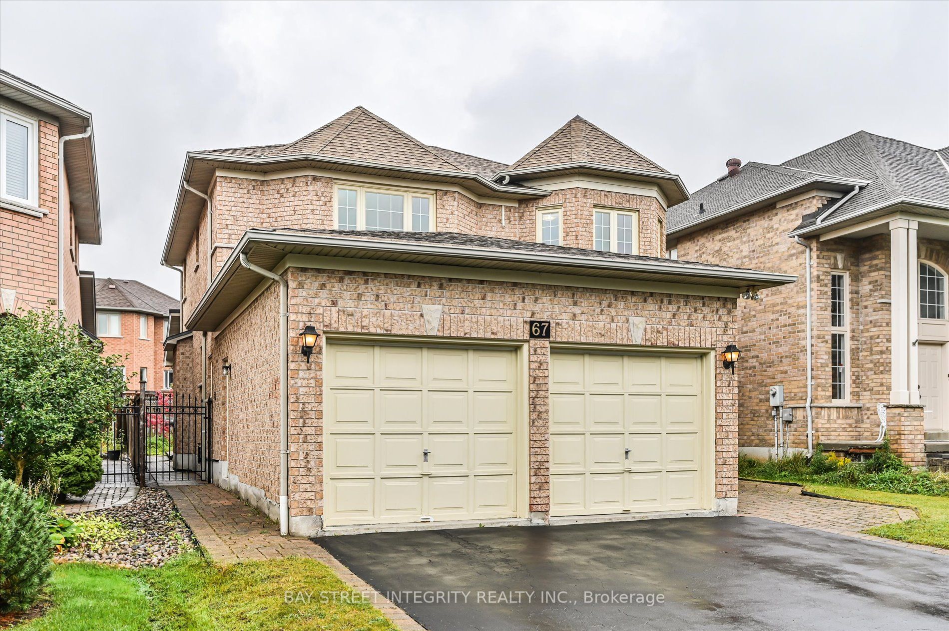 67 Grandlea Crescent