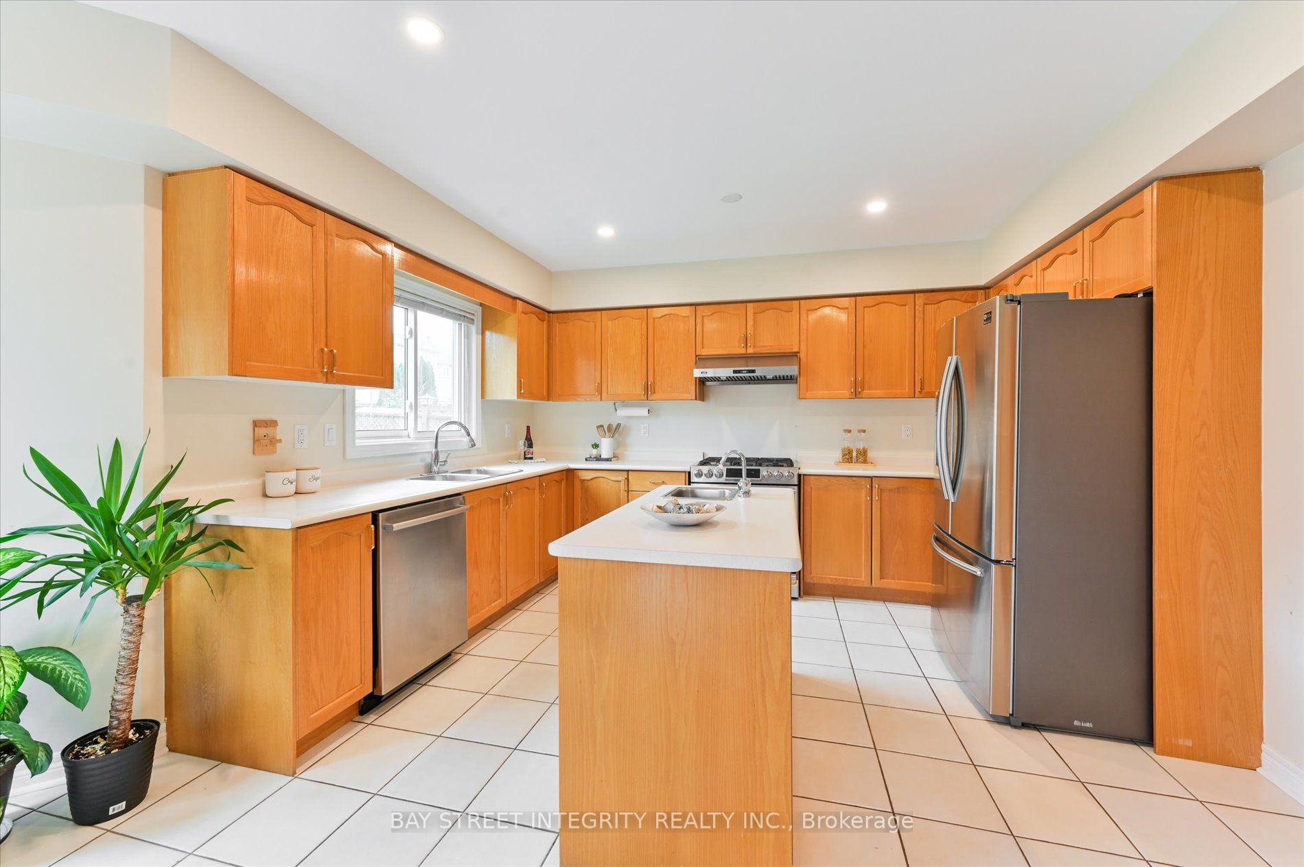 67 Grandlea Crescent