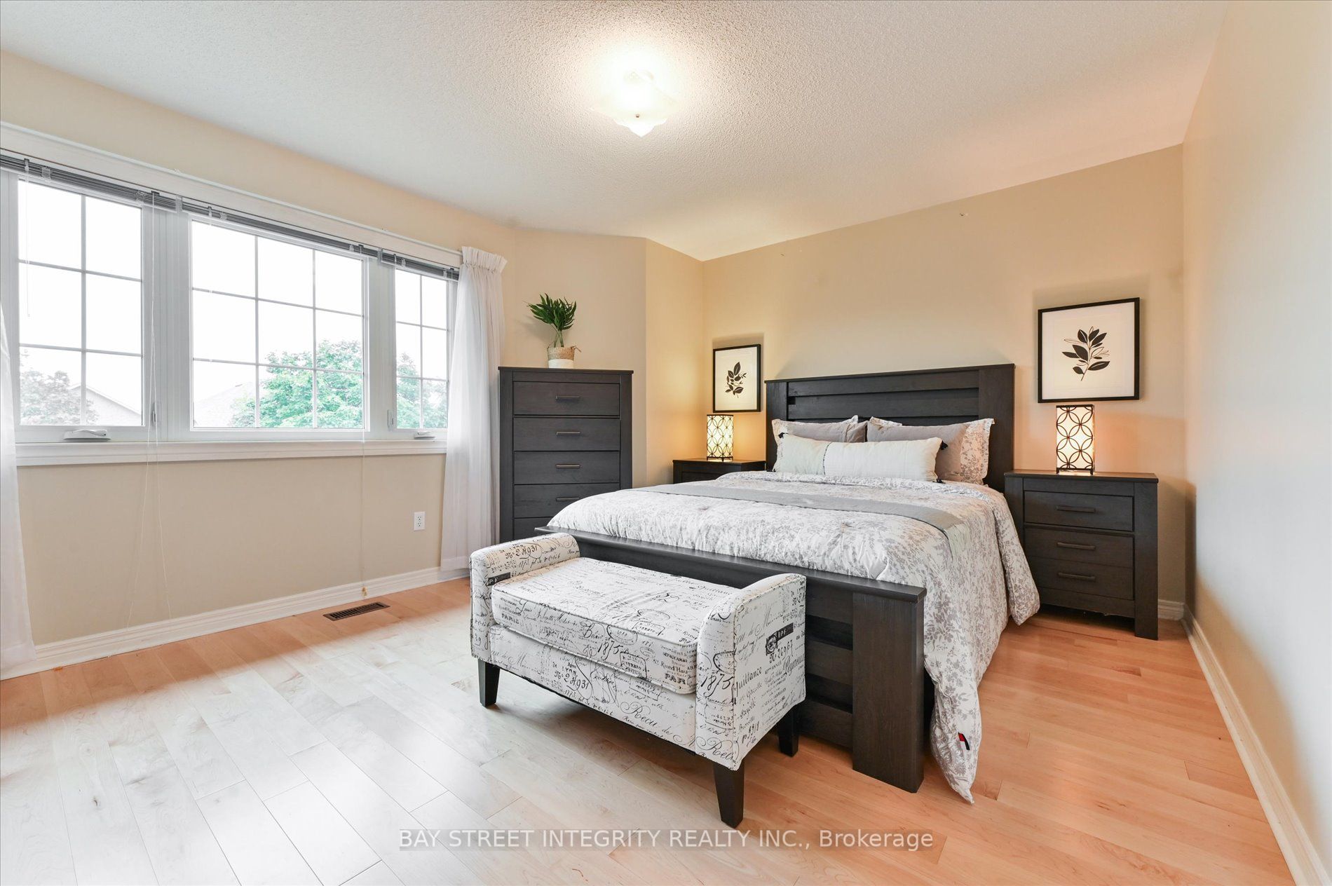 67 Grandlea Crescent