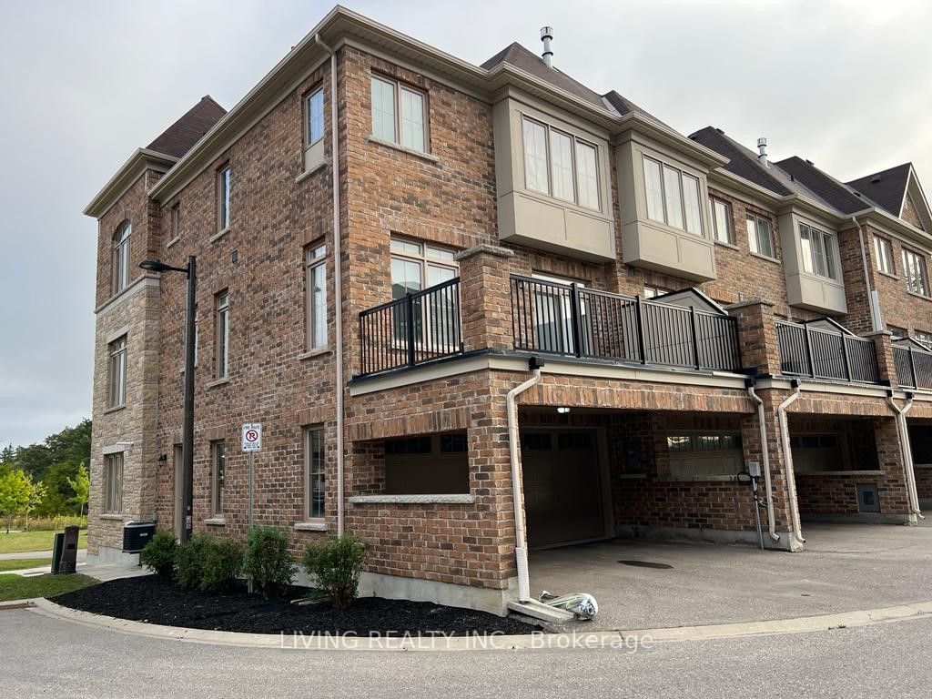 37 Rougeview Park Cres