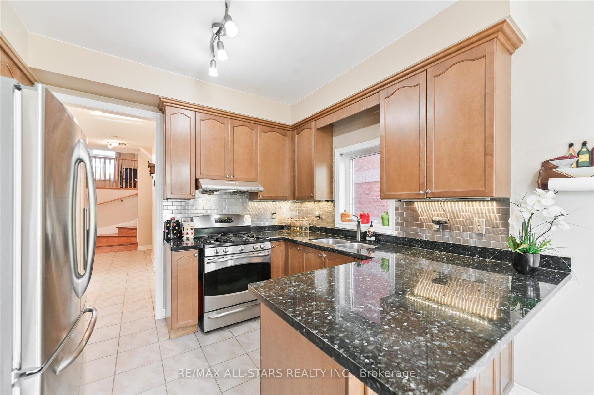 15 Quantum St