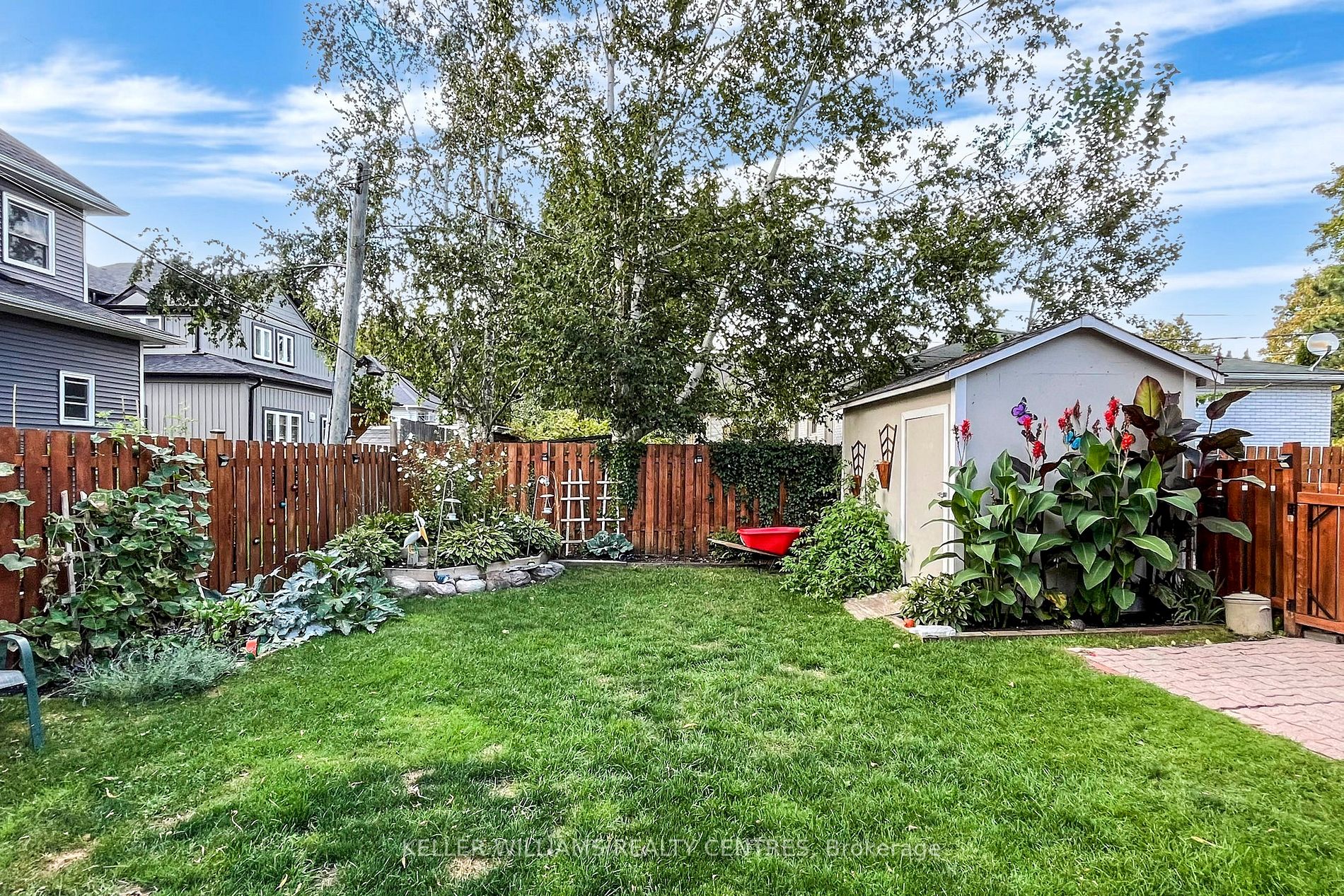22 Ravenswood Drive