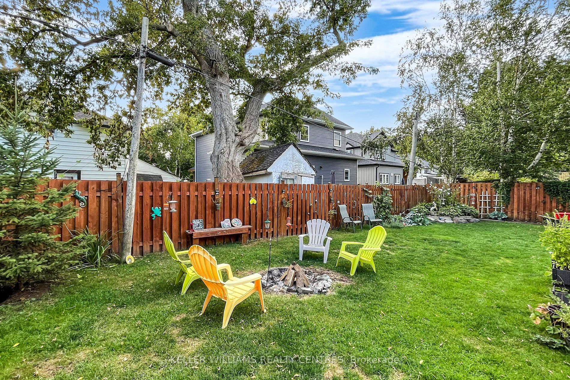 22 Ravenswood Drive