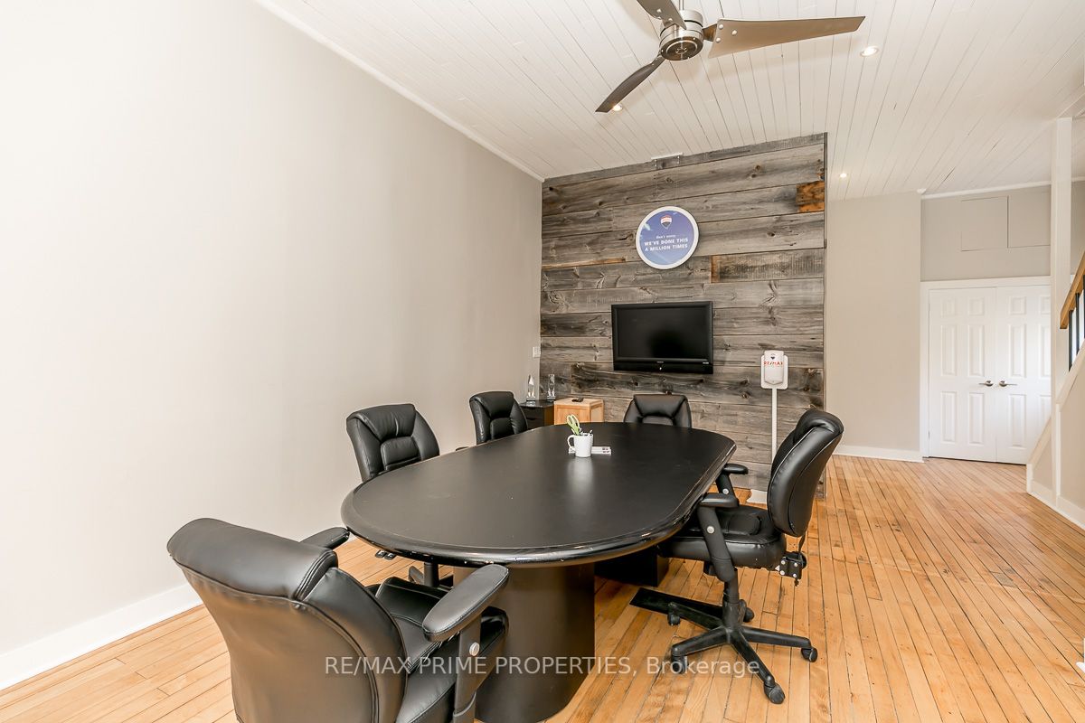 19108 Centre St, #Unit 1