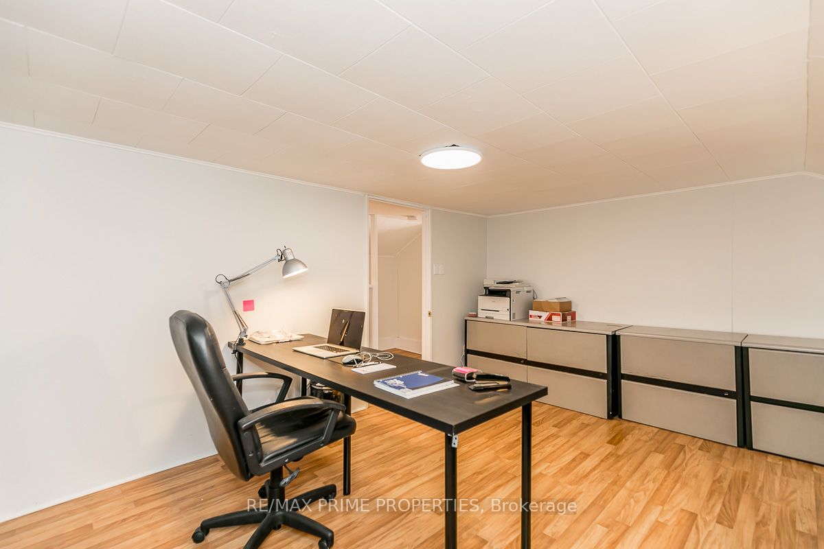19108 Centre St, #Unit 1